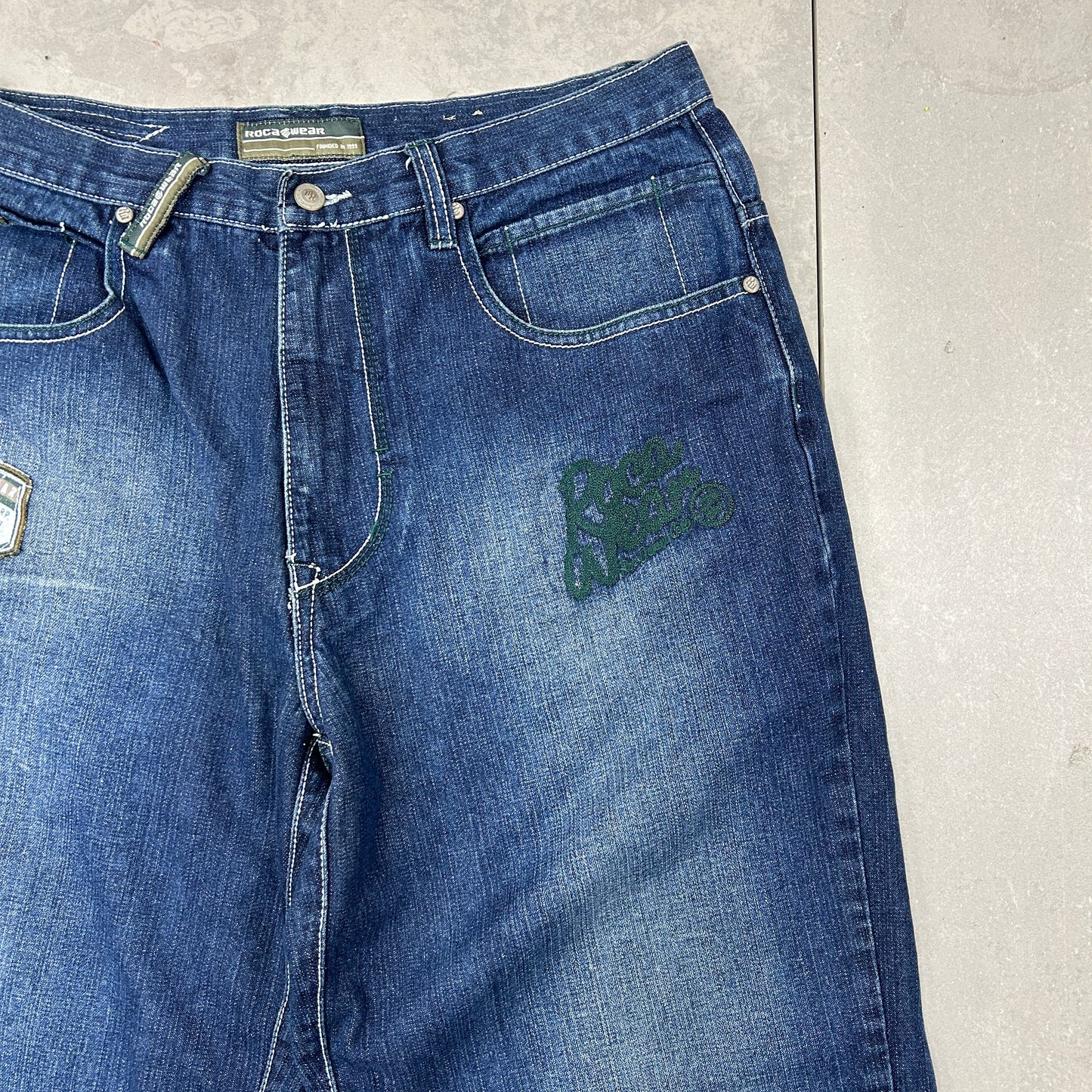 Vintage Rocawear Blue Embroidered Hip Hop Baggy Jeans - 36