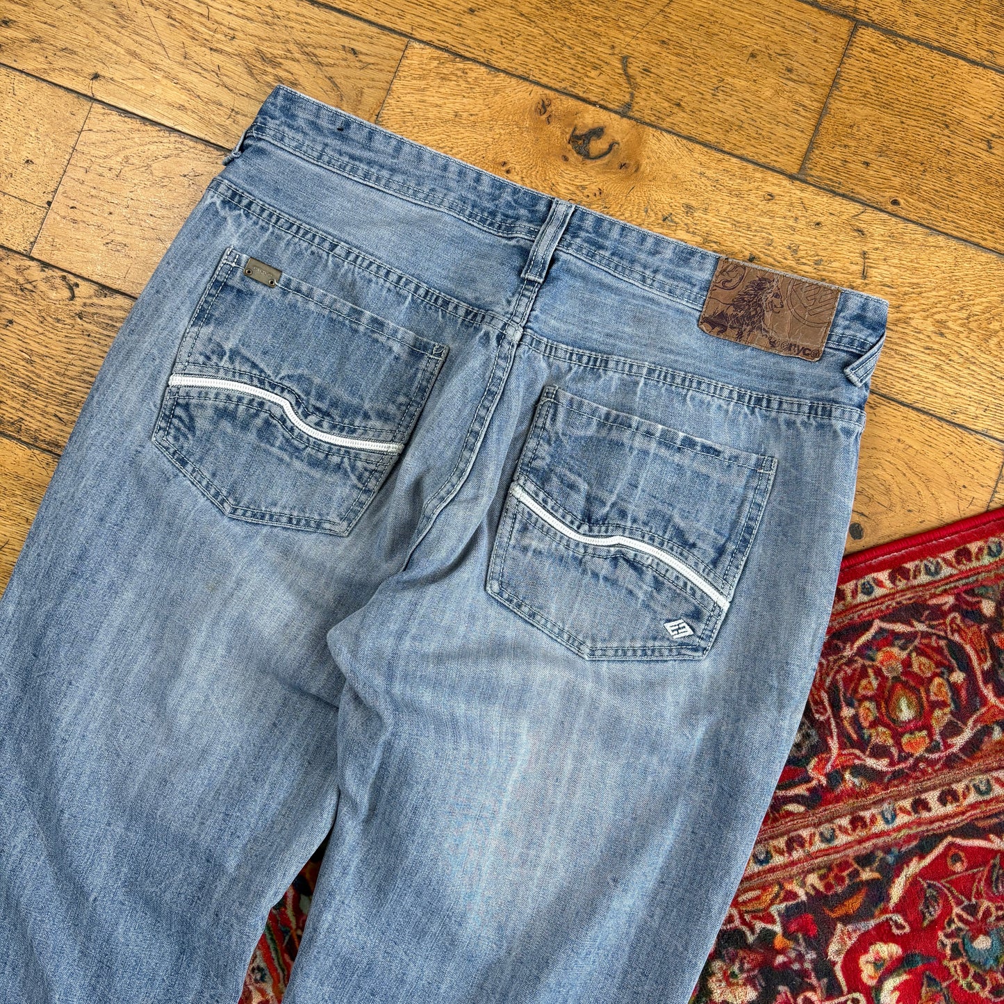 Vintage Enyce Diddy Blue Embroidered Y2K Hip Hop Baggy Jeans - 36