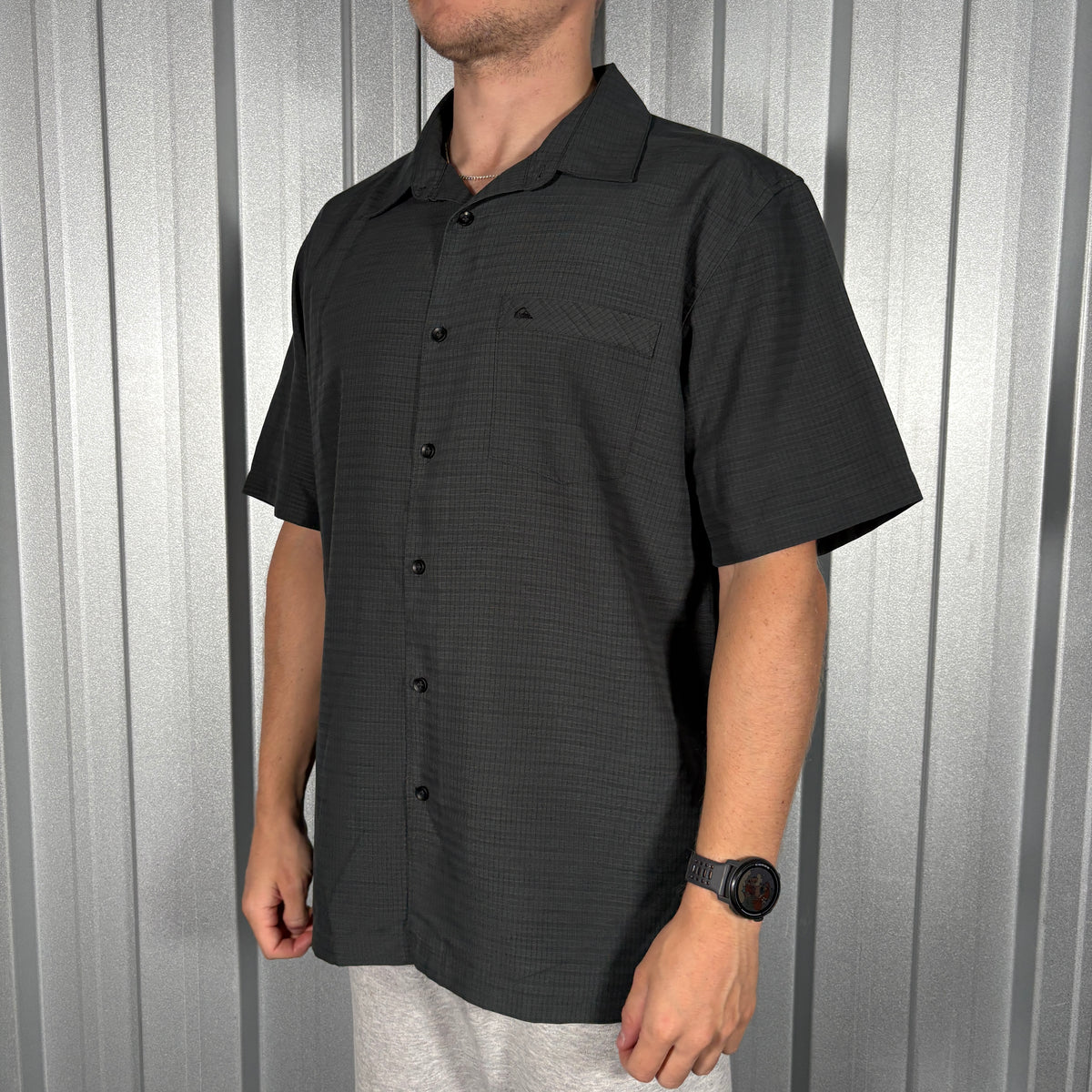 Quiksilver Black Grey Check Plaid Short Sleeve Shirt - M
