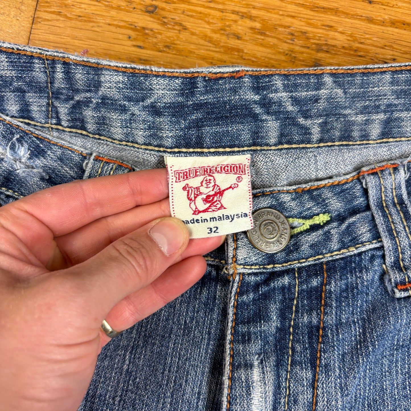 Vintage True Religion Baggy Blue Embroidered Y2K Shorts Jorts - 32