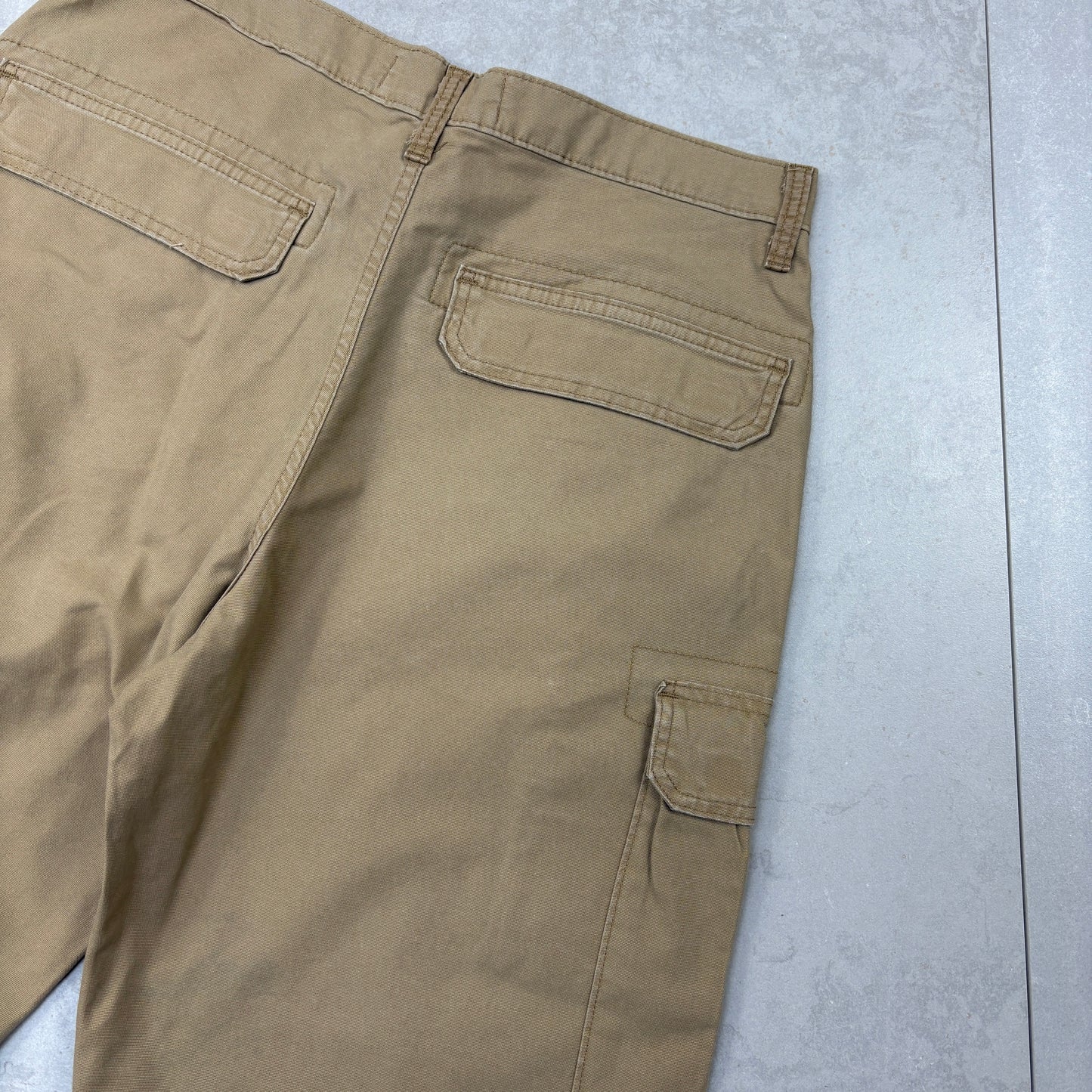 Vintage Wrangler Brown Cargo Shorts - 33