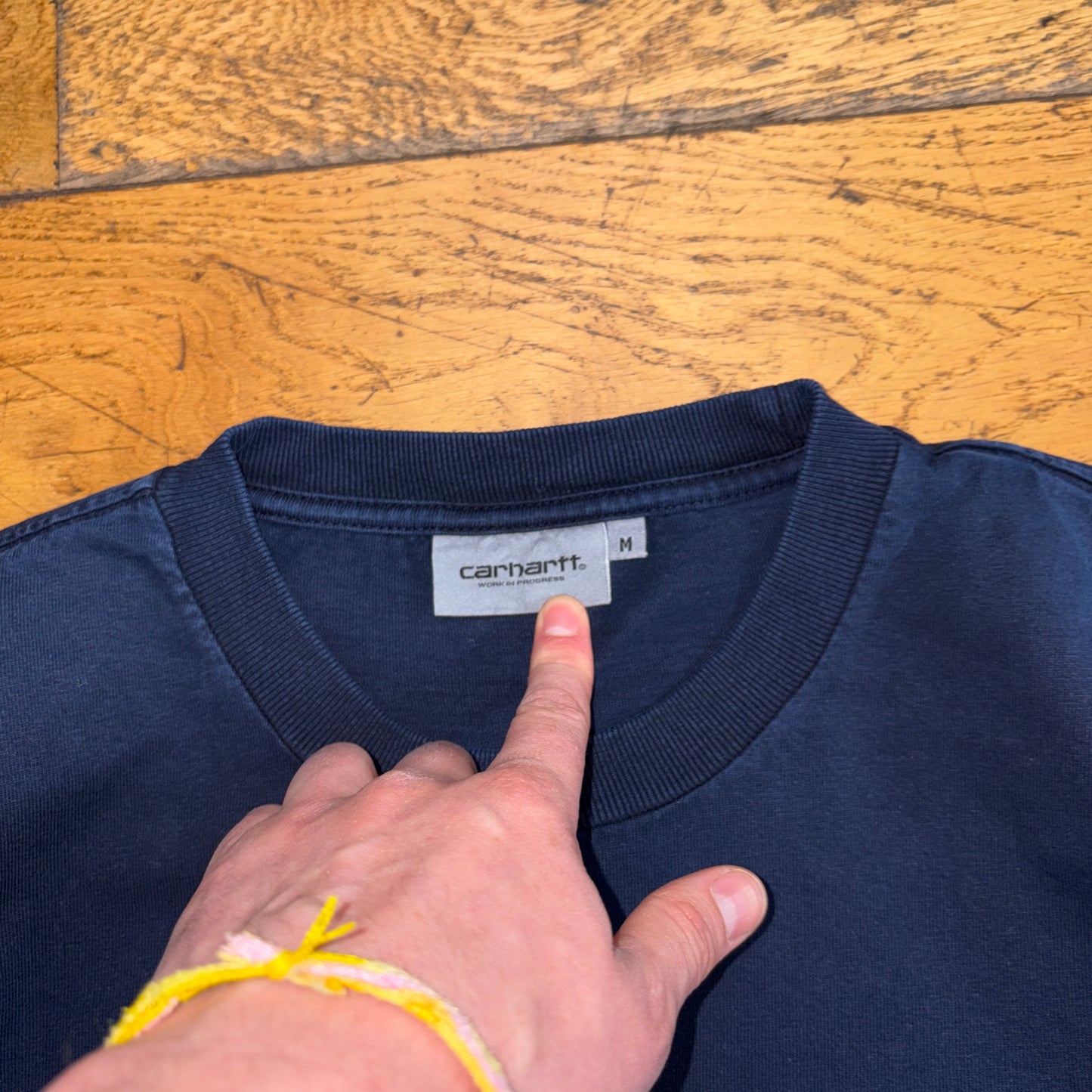 Vintage Carhartt WIP Navy Graphic T-Shirt - M