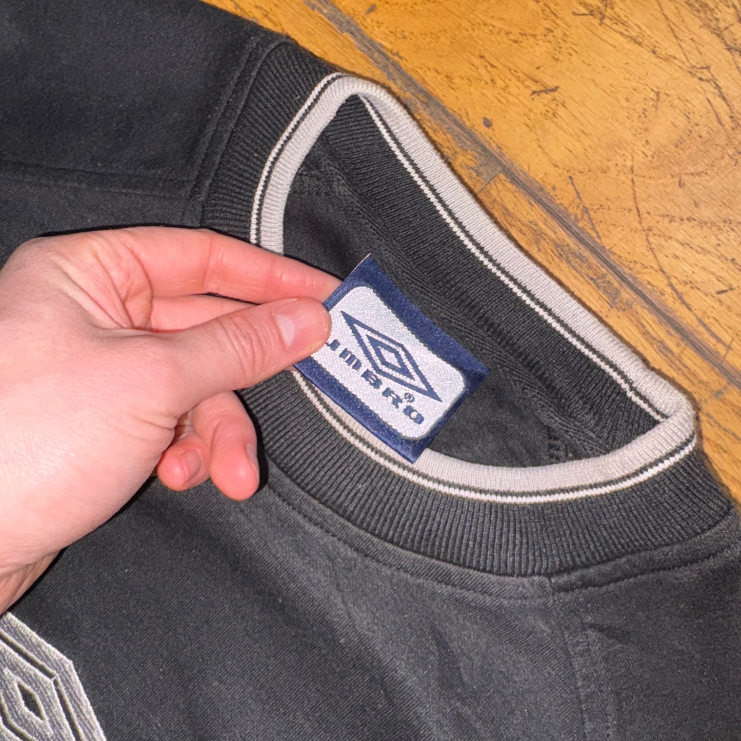 Vintage Umbro Black Embroidered Sweatshirt - L