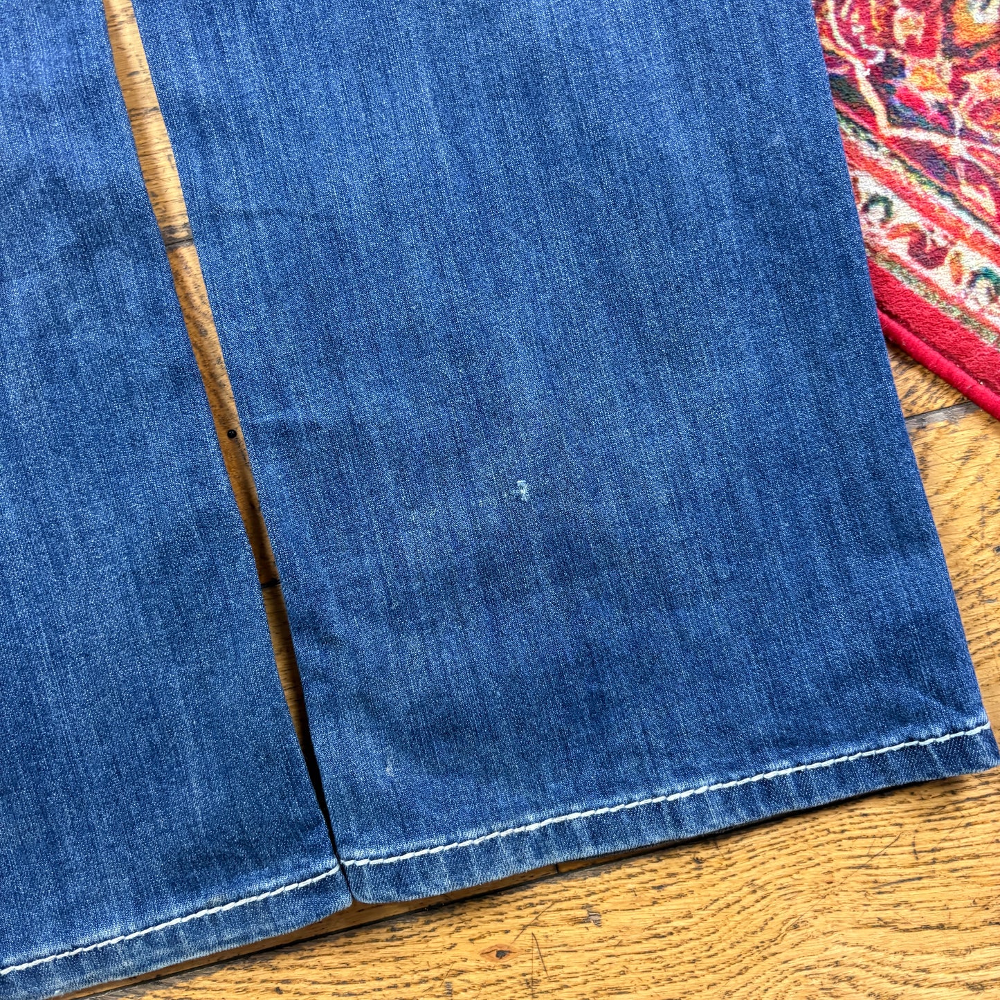 Vintage Rock and Roll Blue Embroidered Y2K Hip Hop Baggy Jeans - 32