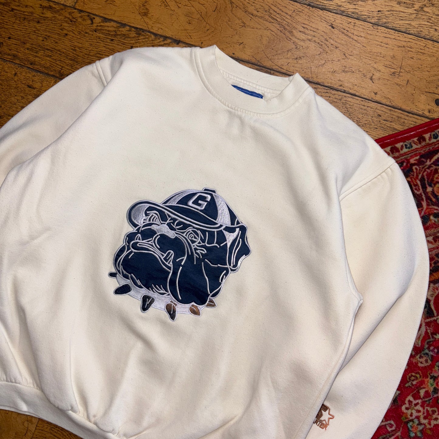 Vintage 90s Starter Georgia Bulldogs Embroidered Cream White Boxy Sweatshirt - M