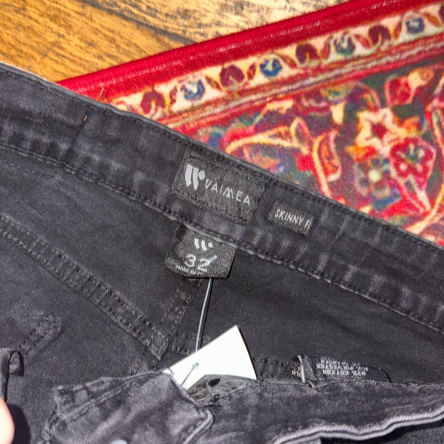 Vintage Black Embroidered Denim Shorts - 30
