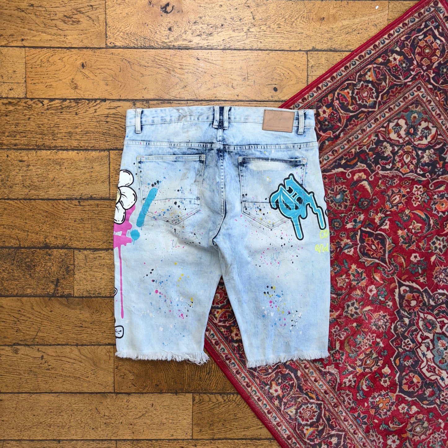 Vintage Blue Graffiti Denim slim Shorts - 38