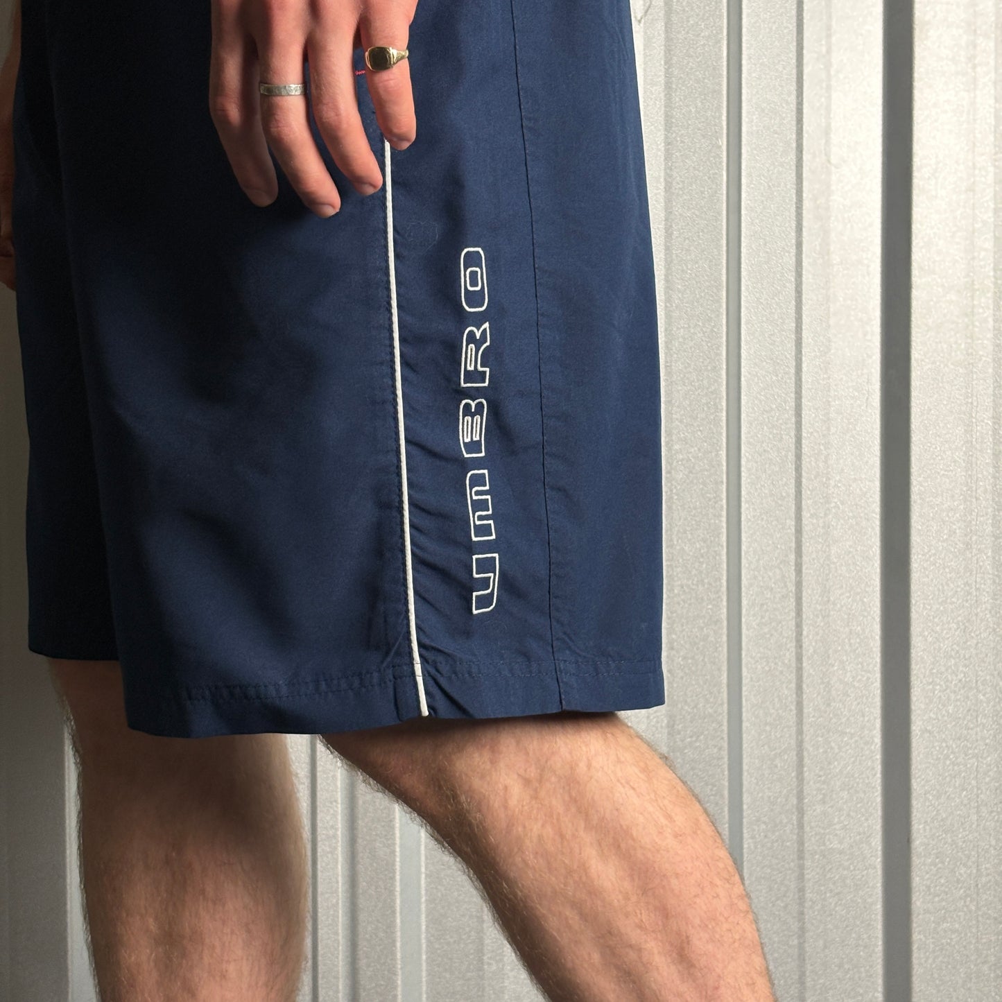 Vintage Umbro Navy Y2K 00s Embroidered Baggy Shorts - 30