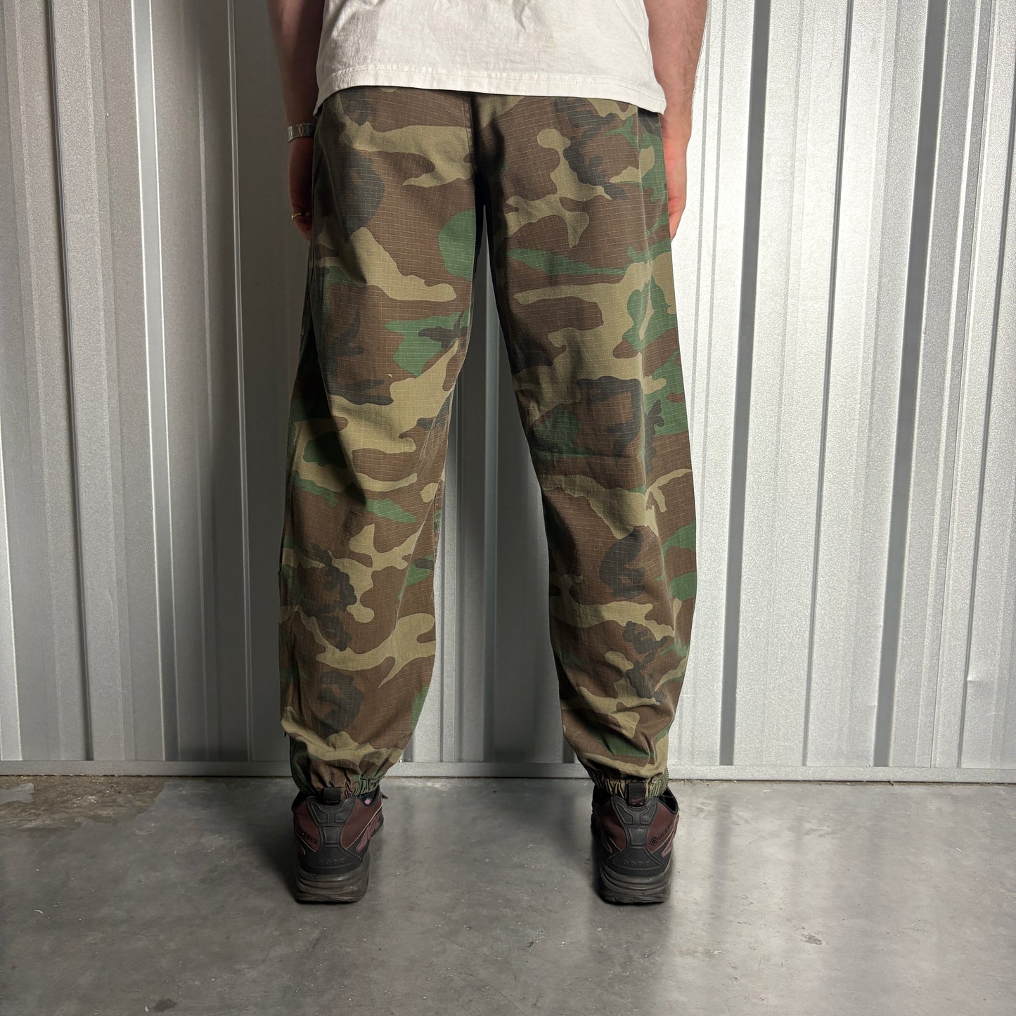 Vintage Camo Green Balloon Fatigue Y2K Baggy Trousers - 32S