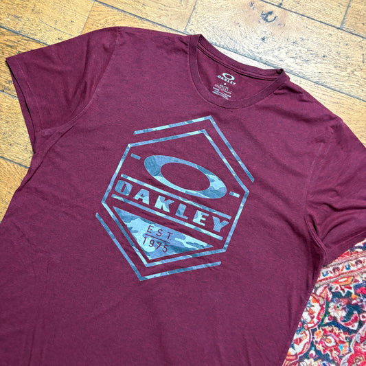Vintage Oakley Burgundy Graphic T-Shirt - XL