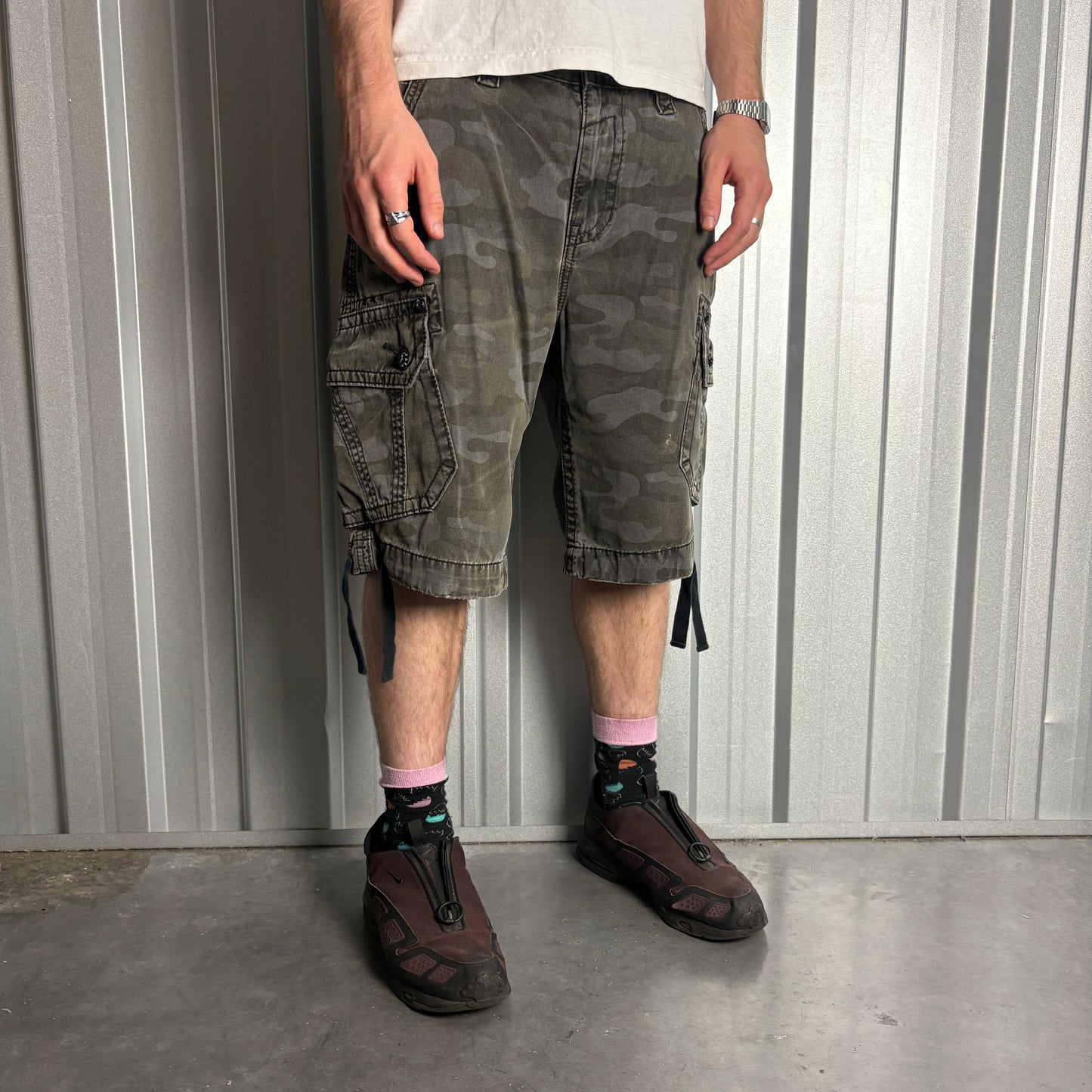 Vintage Rock Revival Grey Camo Embroidered Y2K Hip Hop Baggy Shorts - 36