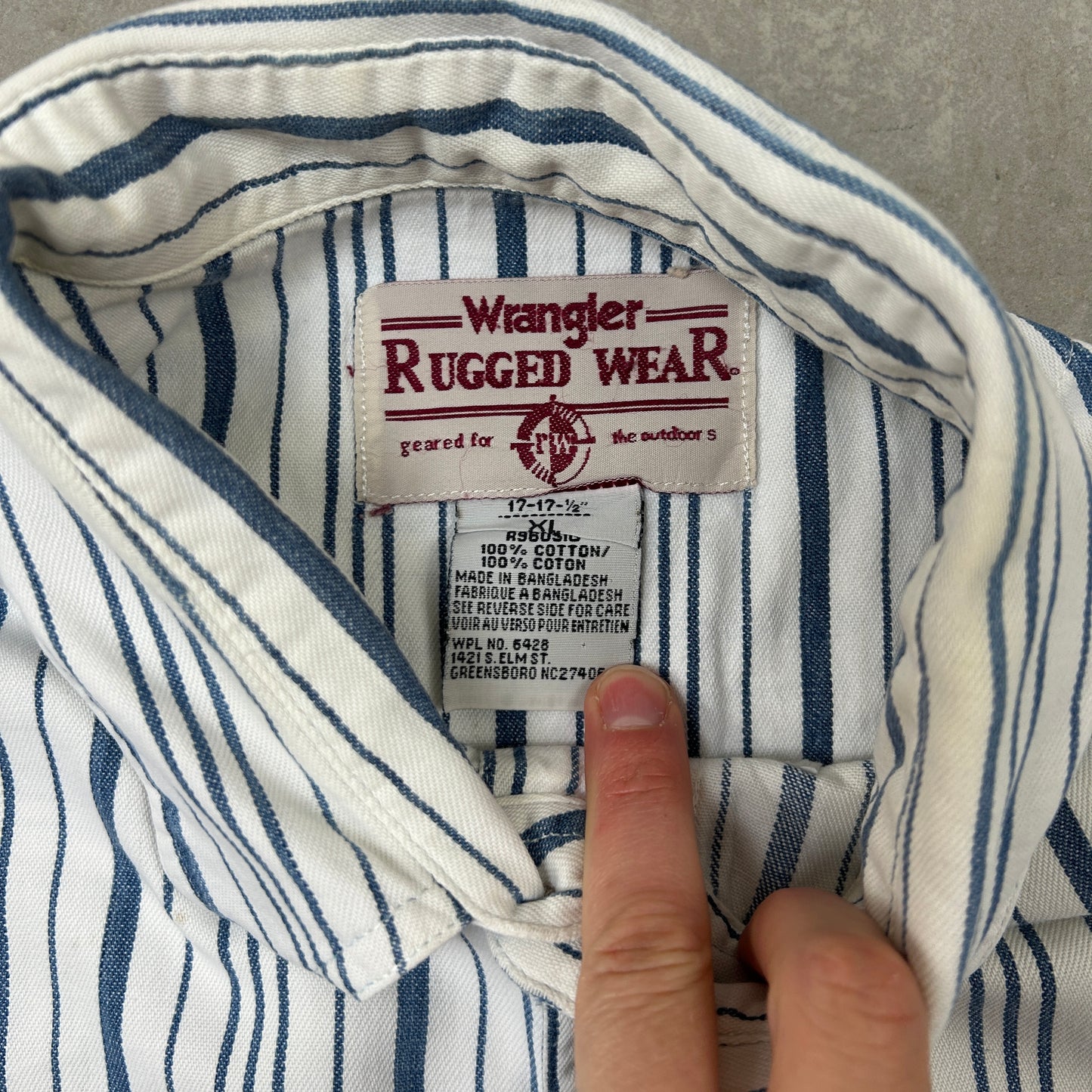 Vintage Wrangler Blue White Stripe Short Sleeve Shirt - XL