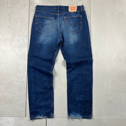 Vintage Levis Straight Dark Blue Denim Jeans - 38