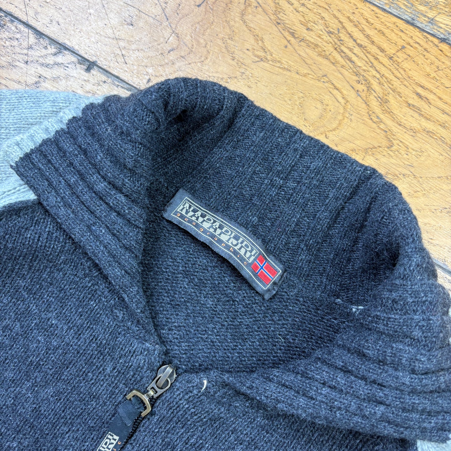 Vintage Napapijri Grey Zip Knit Jumper - L