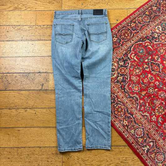 Vintage Levis Slim Blue Denim Jeans - 32