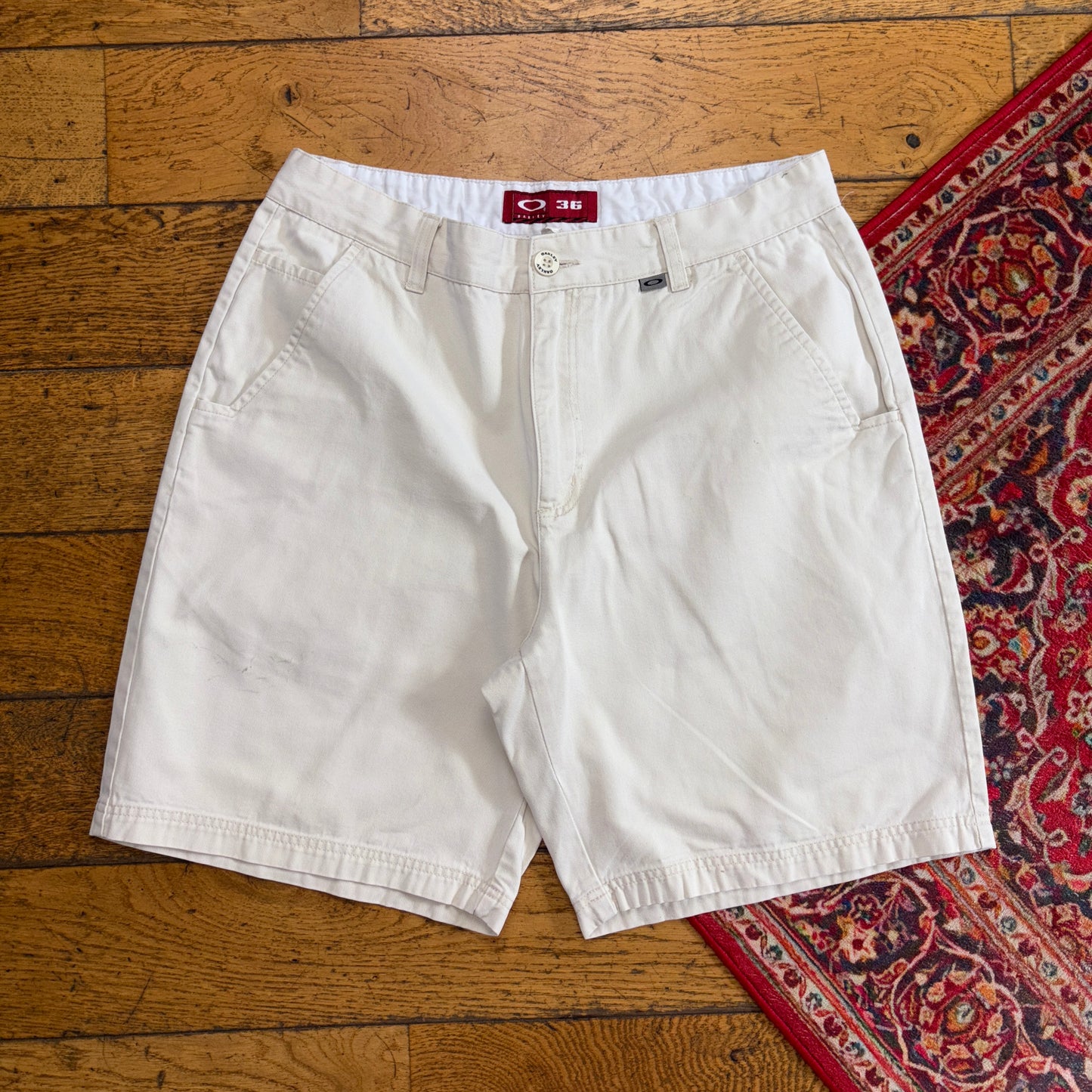 Vintage Oakley Cream Baggy Shorts Jorts - 35