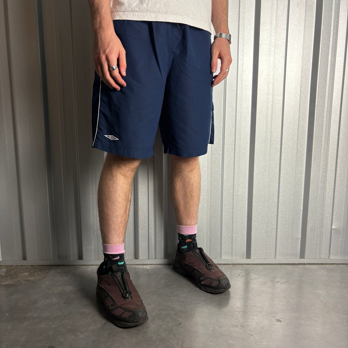 Vintage Umbro Navy Y2K 00s Embroidered Baggy Shorts - 30