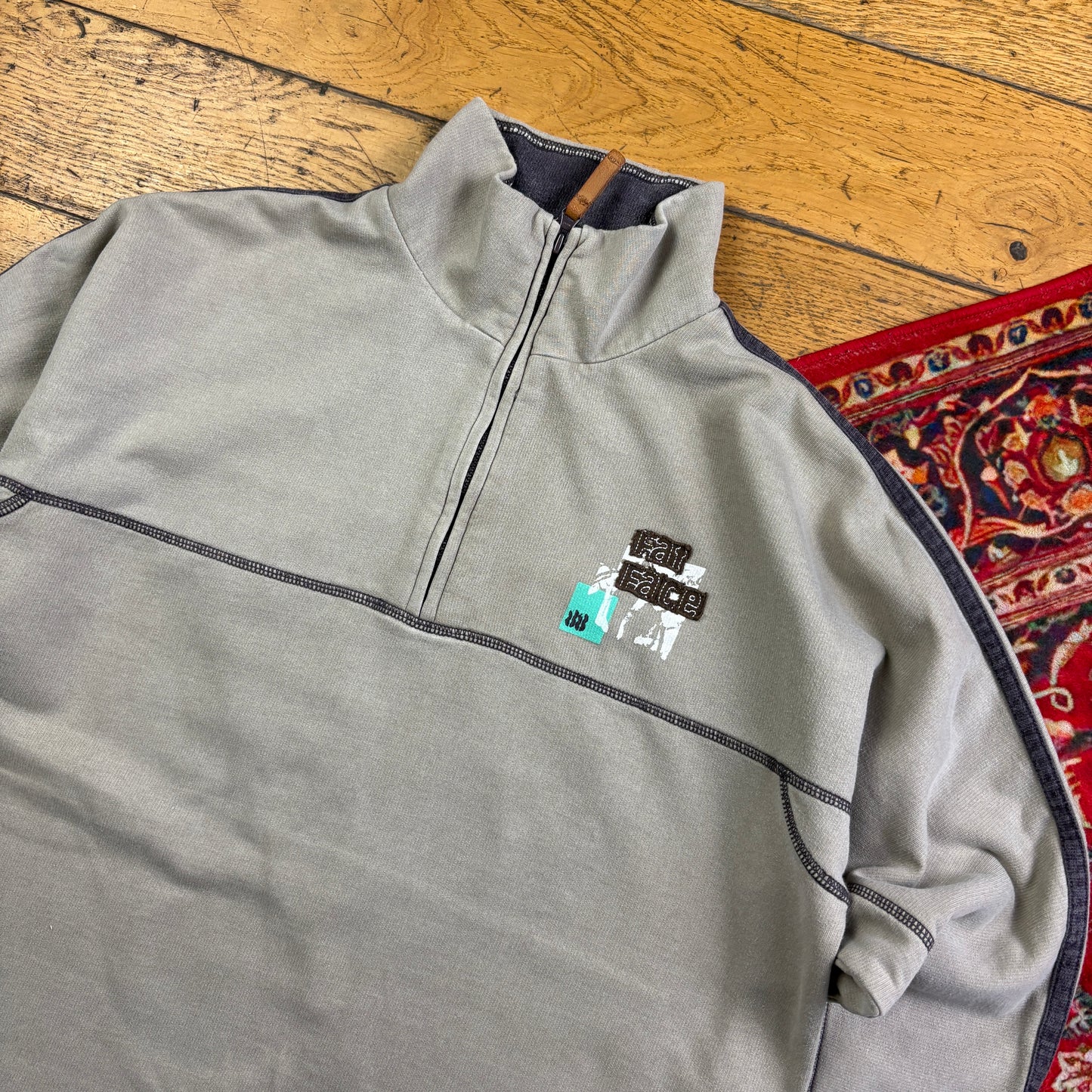 Vintage Fat Face Grey Brown Embroidered Surfwear Sweatshirt - L