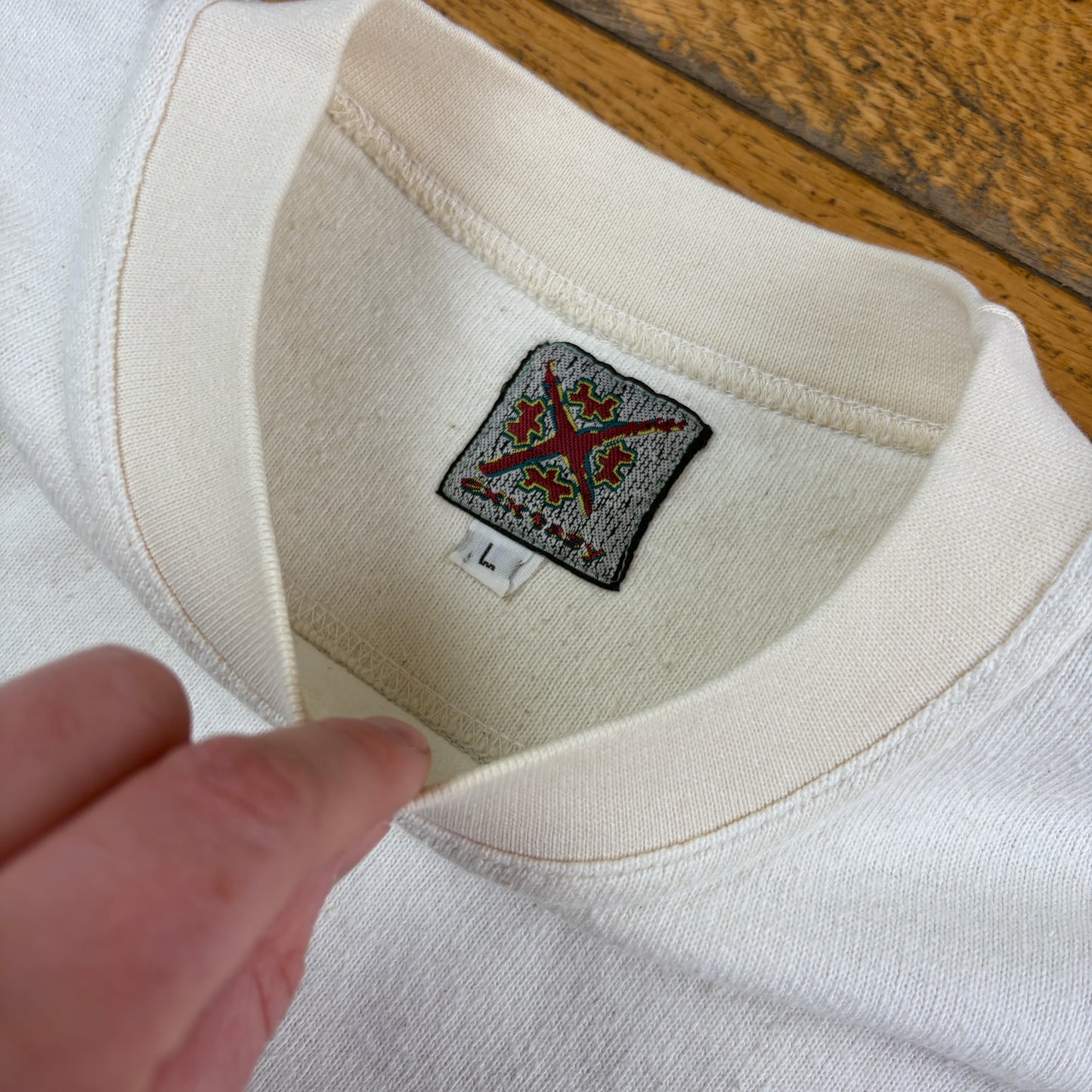 Vintage 90s Cream Surfwear Beach Graphic T-Shirt - M