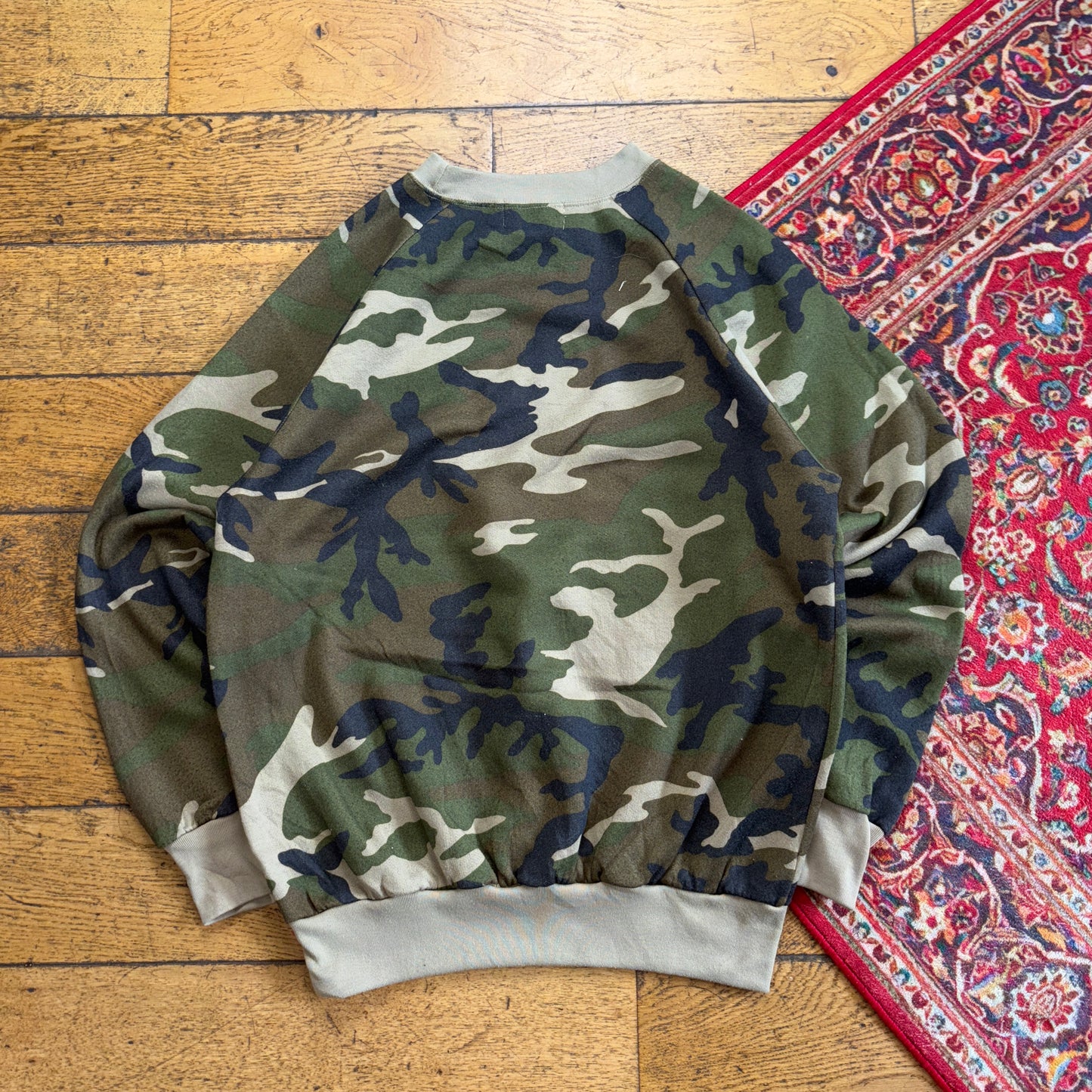 Vintage Realtree Camo Green Sweatshirt - M