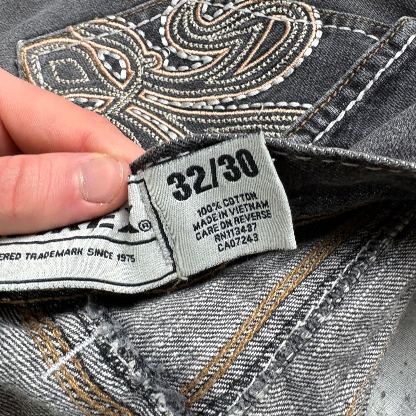 Vintage Avirex Black Embroidered Y2K Hip Hop Baggy Jeans - 32