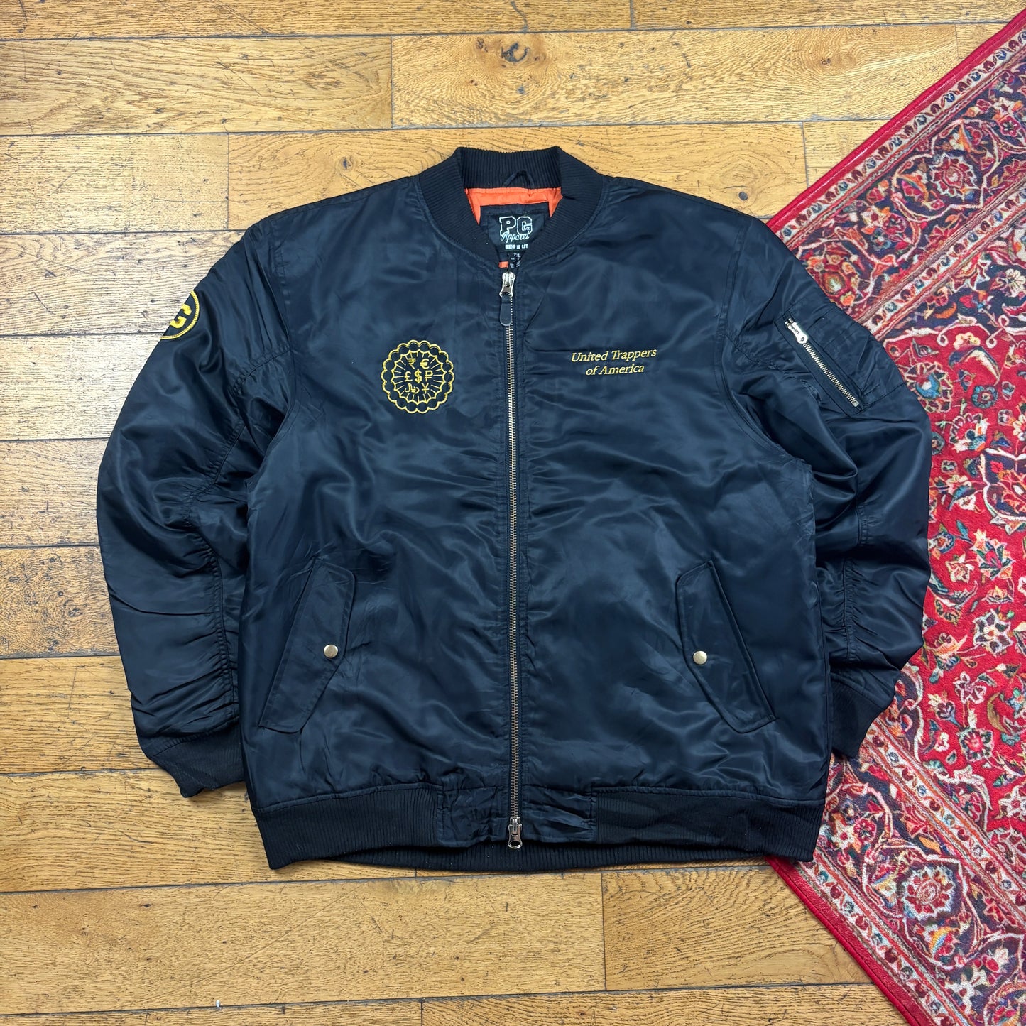 Vintage Black Trapping MA-1 Bomber Jacket - XXL