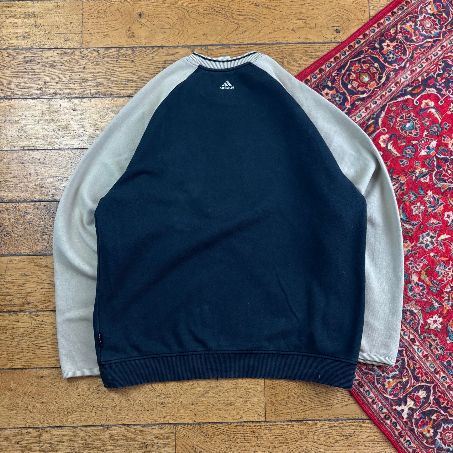 Vintage Adidas Black Cream Embroidered Sweatshirt - XL