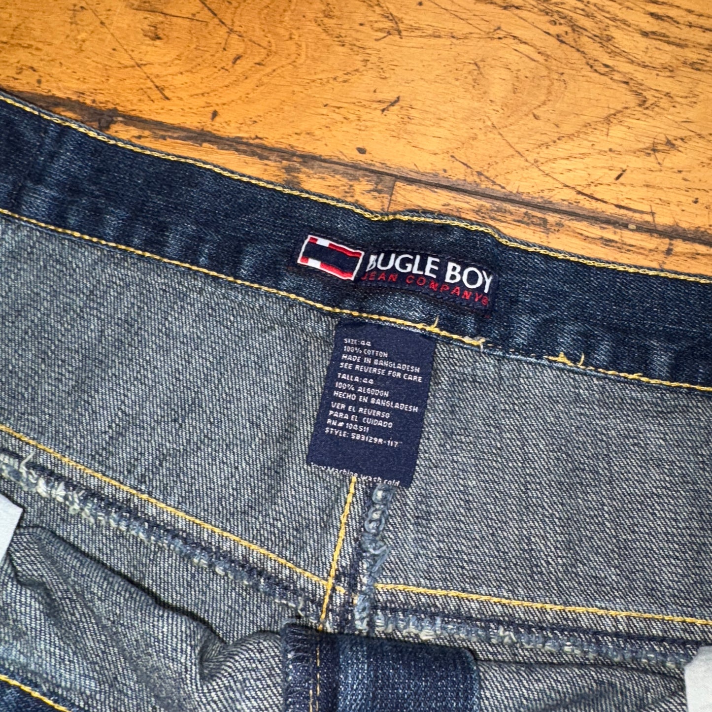 Vintage Bugle Boy Blue Embroidered Y2K Hip Hop Baggy Jeans Shorts Jorts - 44