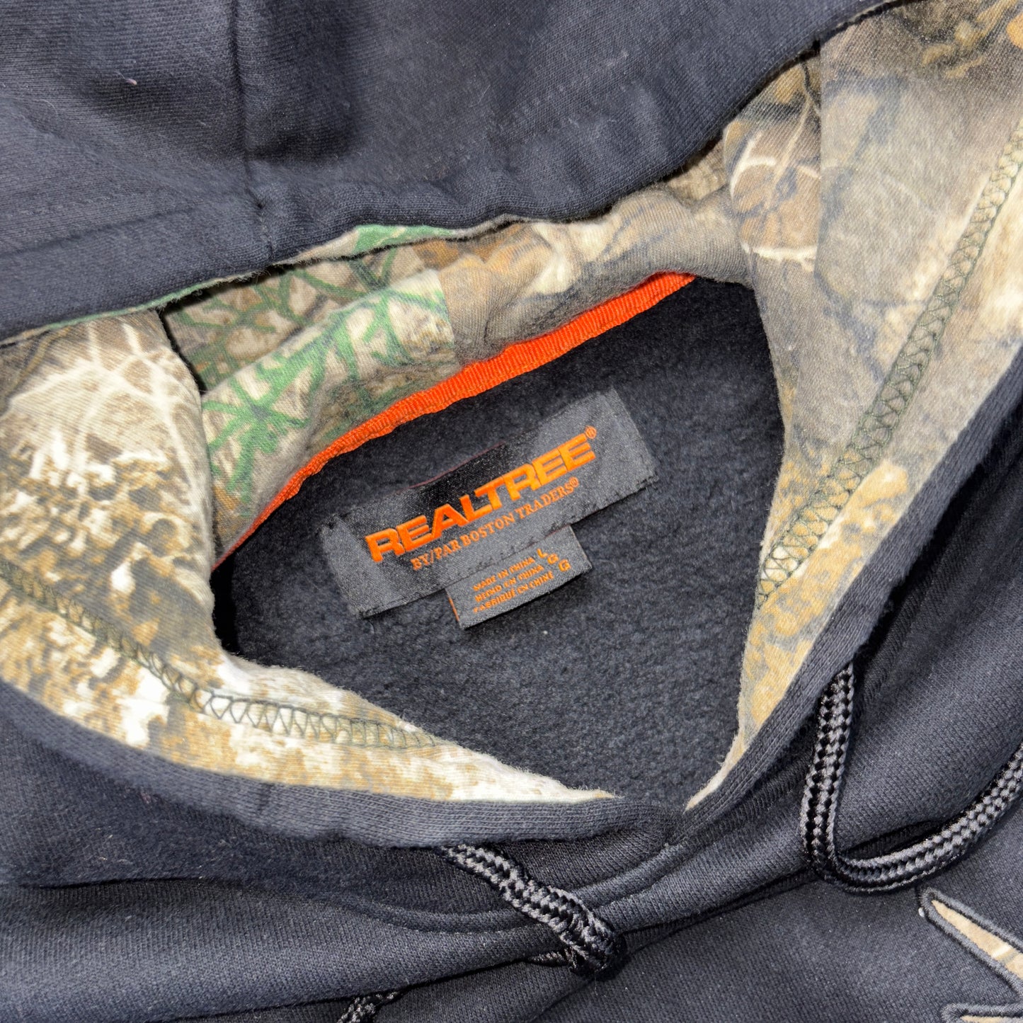Vintage Realtree Camo Black Hoodie Embroidered Sweatshirt - L