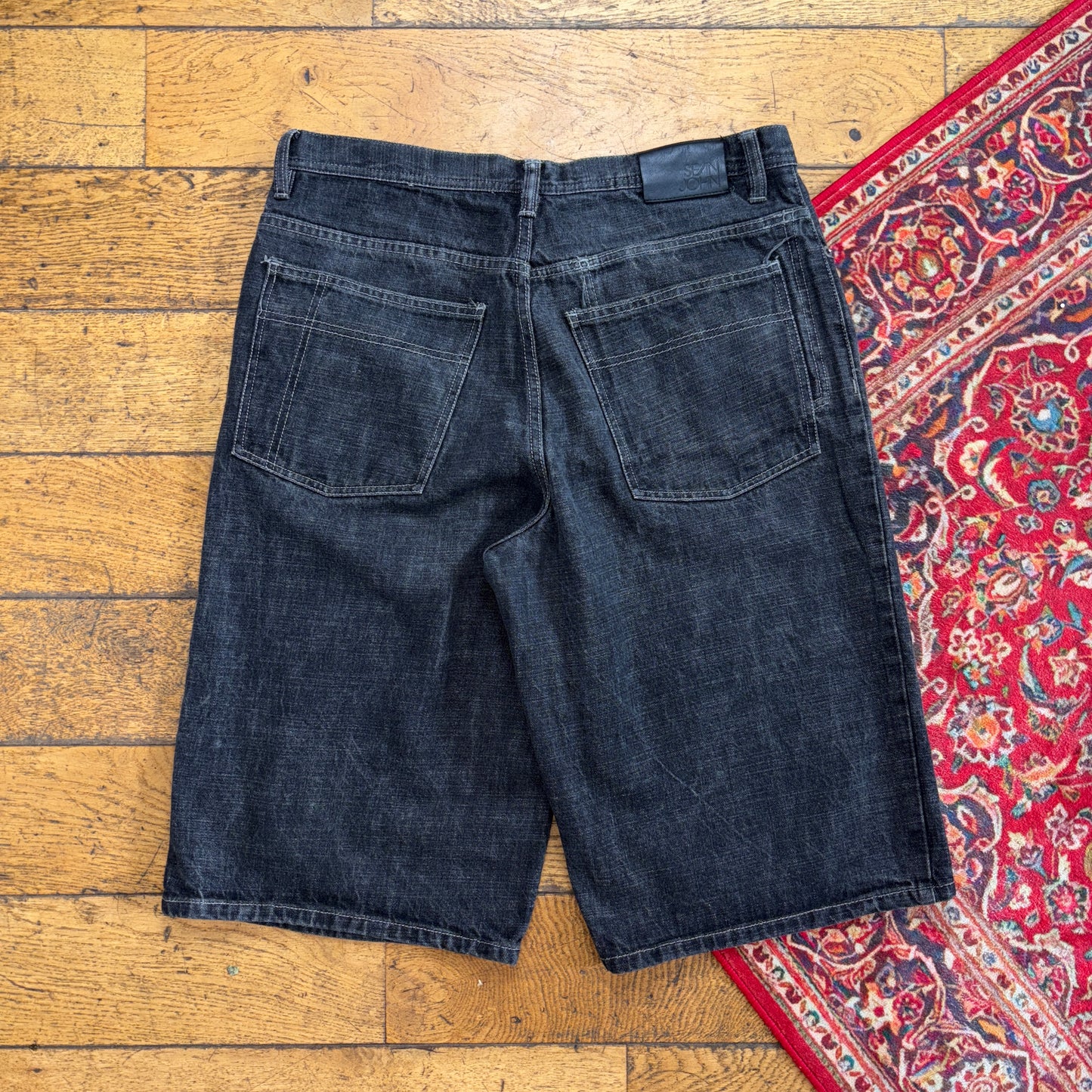 Vintage Sean John Black Embroidered Y2K Hip Hop Baggy Shorts Jorts - 36