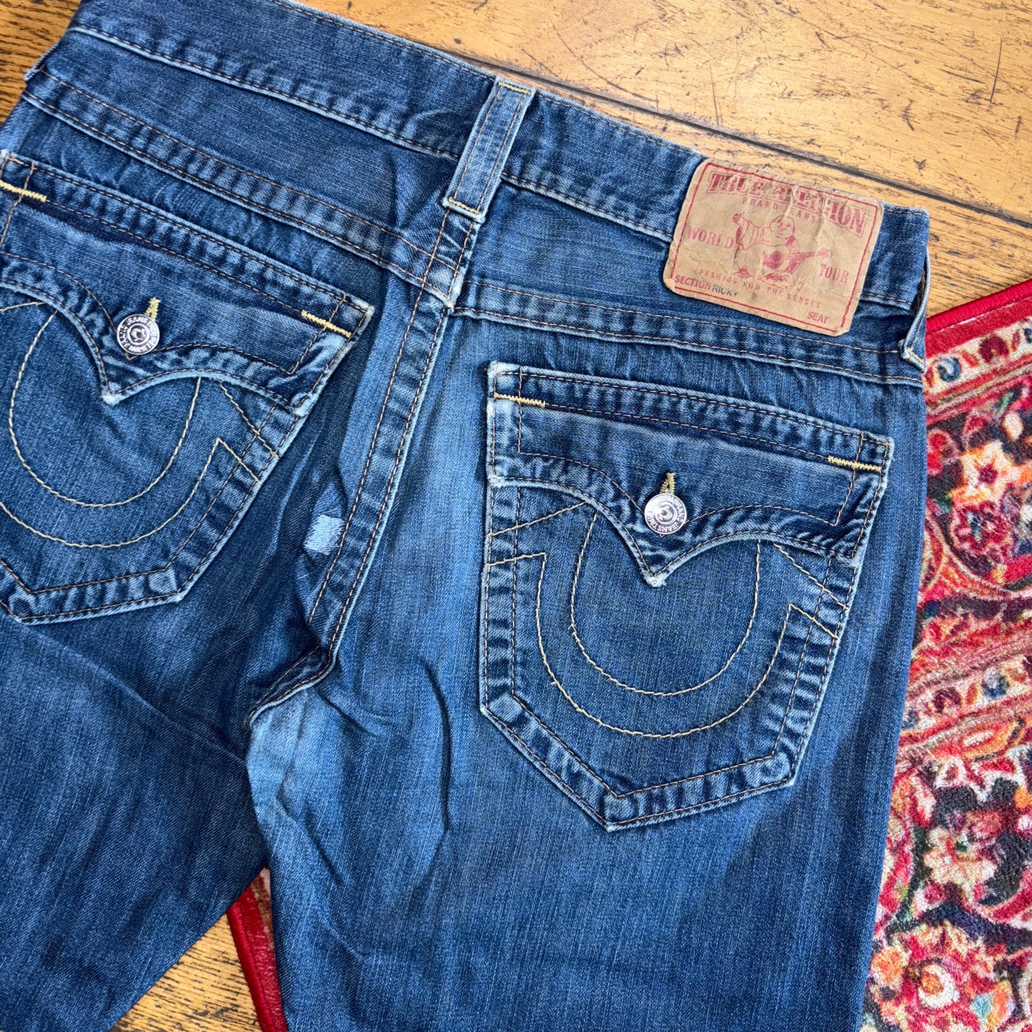 Vintage True Religion Blue Embroidered Y2K Shorts Jorts - 34