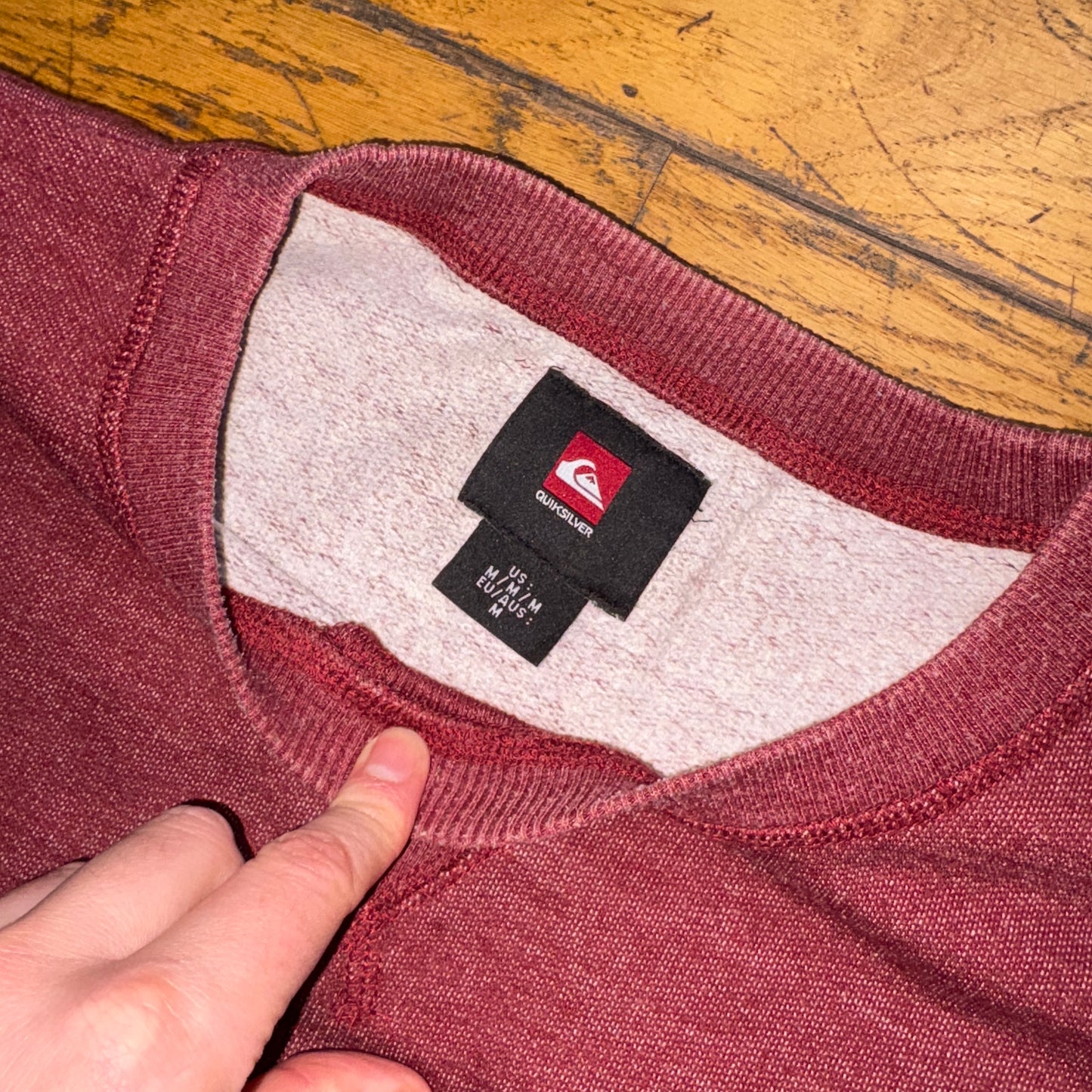 Vintage Quiksilver Burgundy Surfwear Embroidered Sweatshirt - M