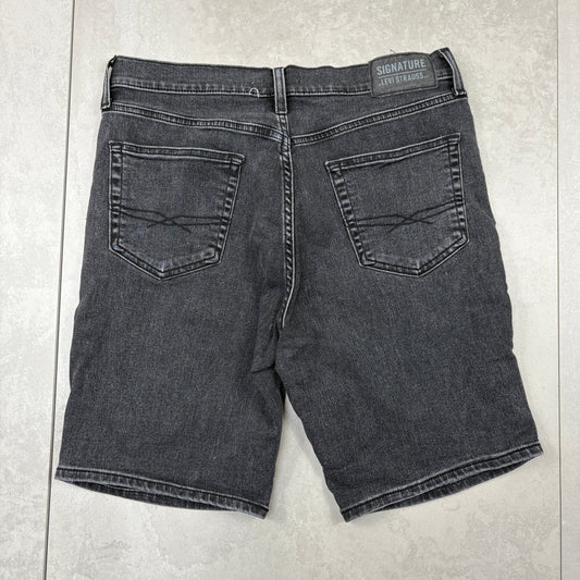 Vintage Levis Black Denim Shorts - 32