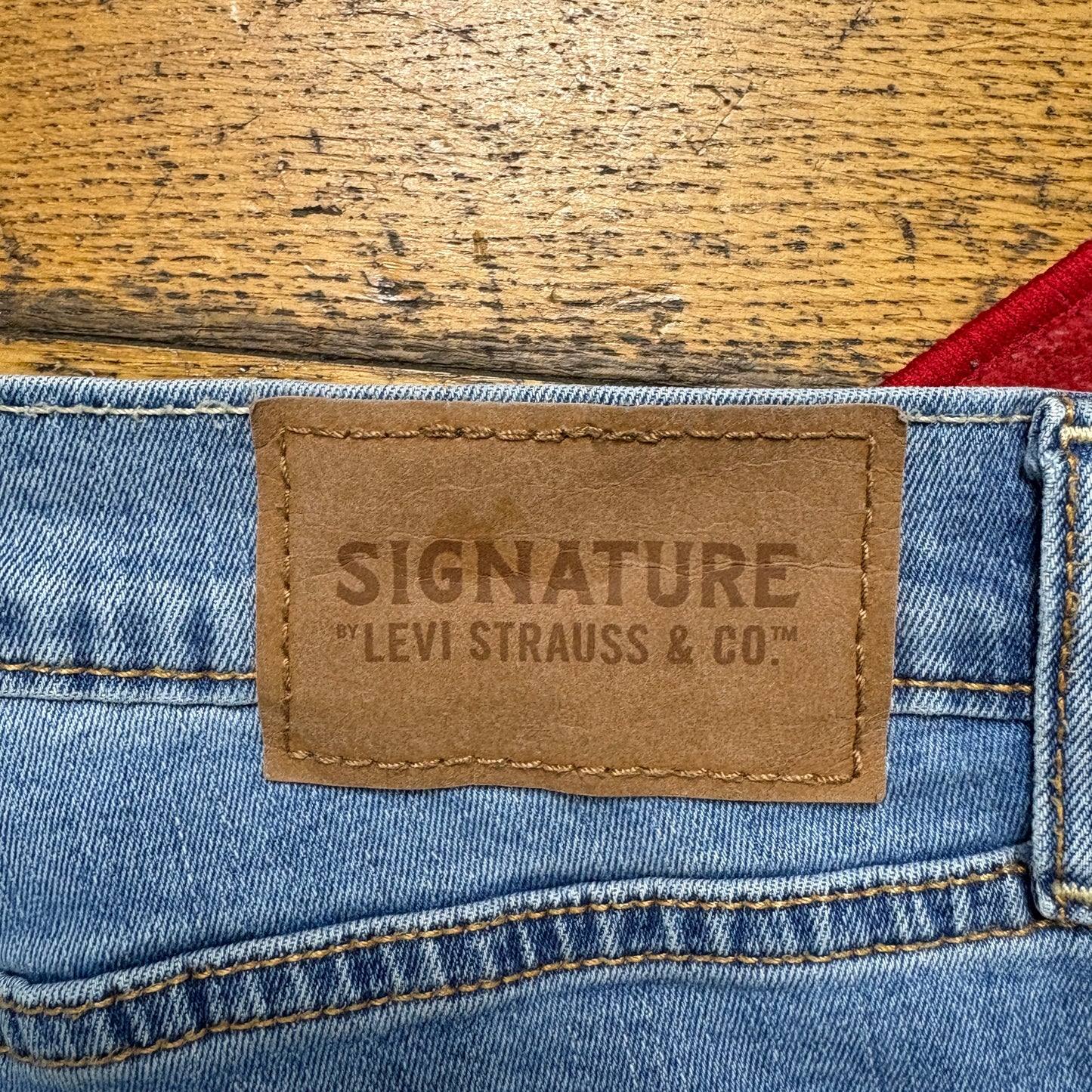 Vintage Levis Blue Denim Shorts - 34