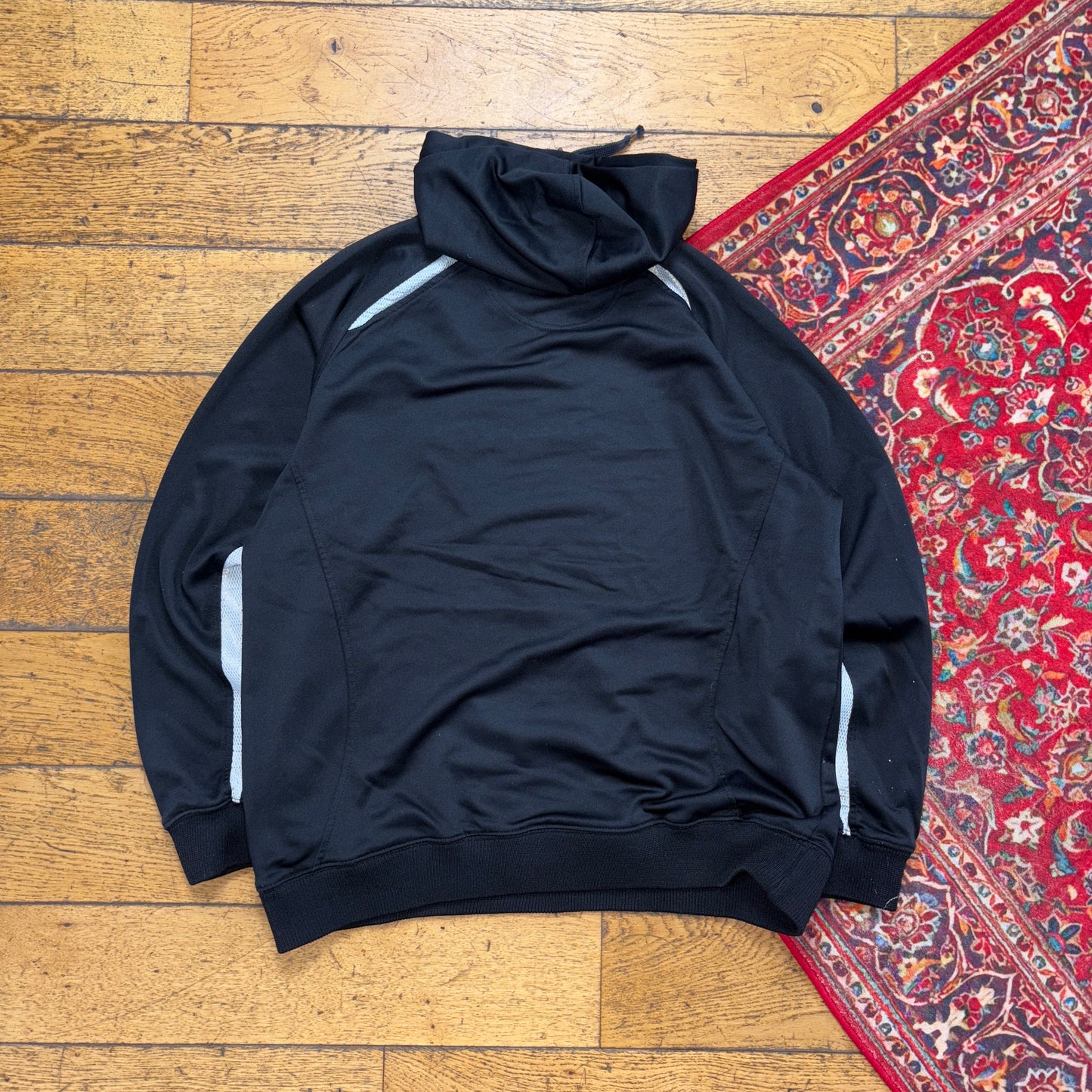 Vintage Umbro Black Embroidered Hoodie Y2K Sweatshirt - L