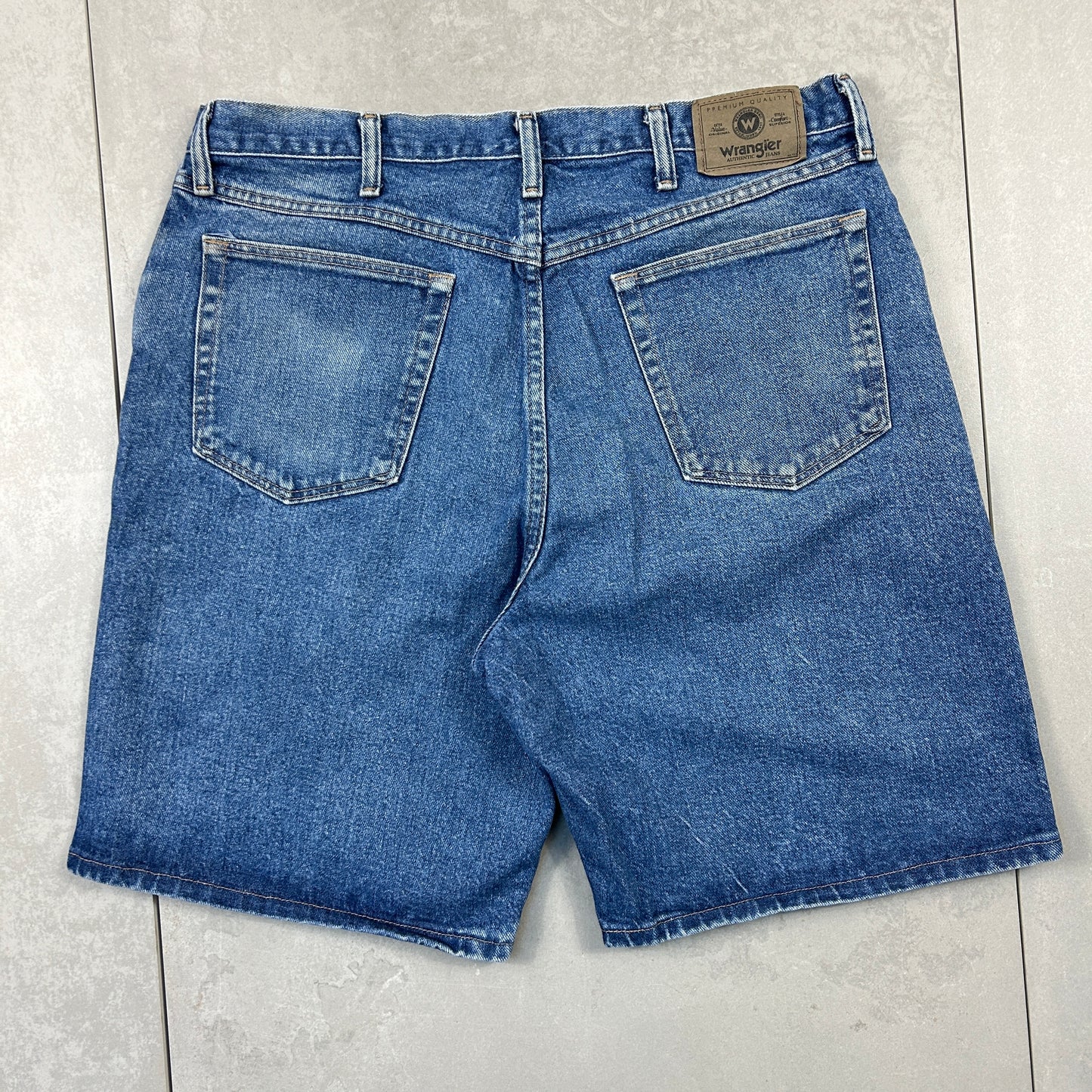Vintage Wrangler Blue Denim Carpenter Baggy Shorts - 36