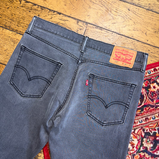 Vintage Levis 502 Straight Grey Denim Shorts - 34
