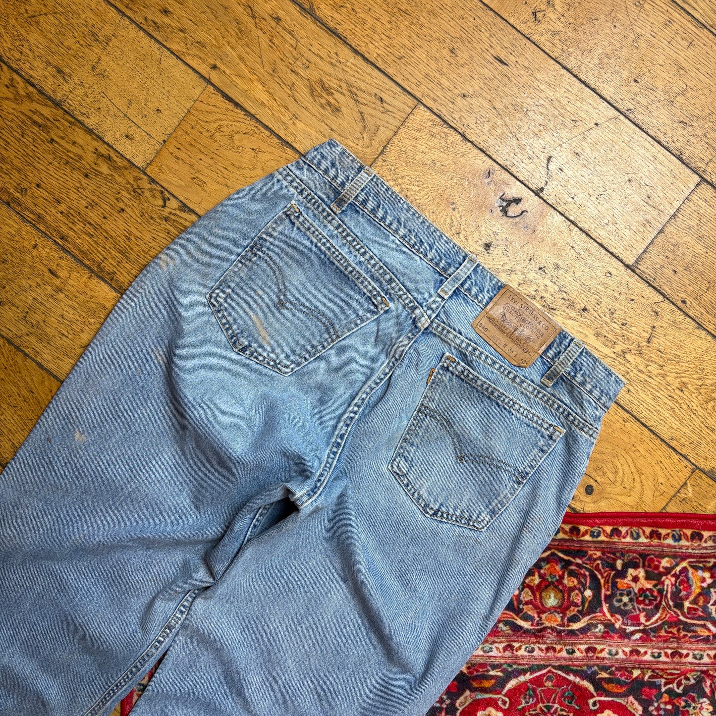 Vintage Levis 560 Baggy Tapered Orange Tab Blue Denim Jeans - 36R