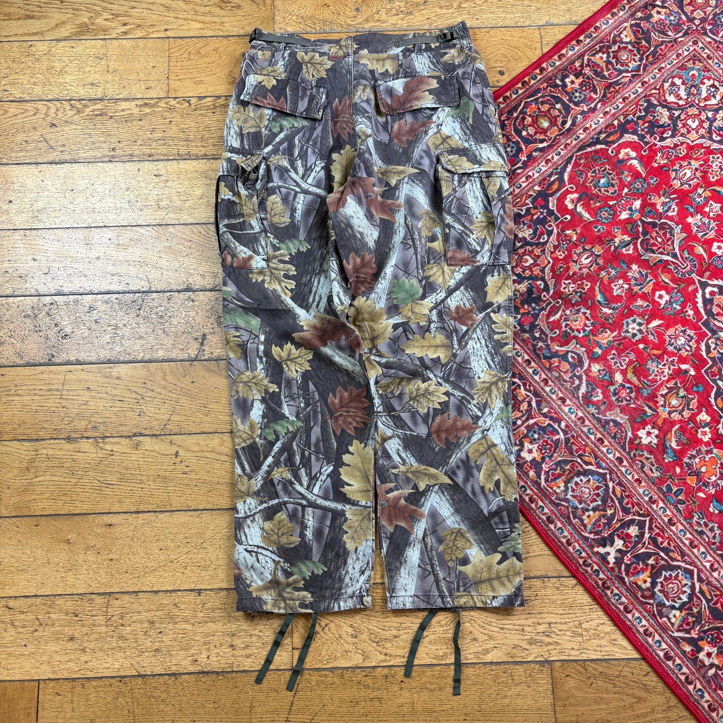 Vintage Real Tree Camo Green Hunting Workwear Trousers - 32