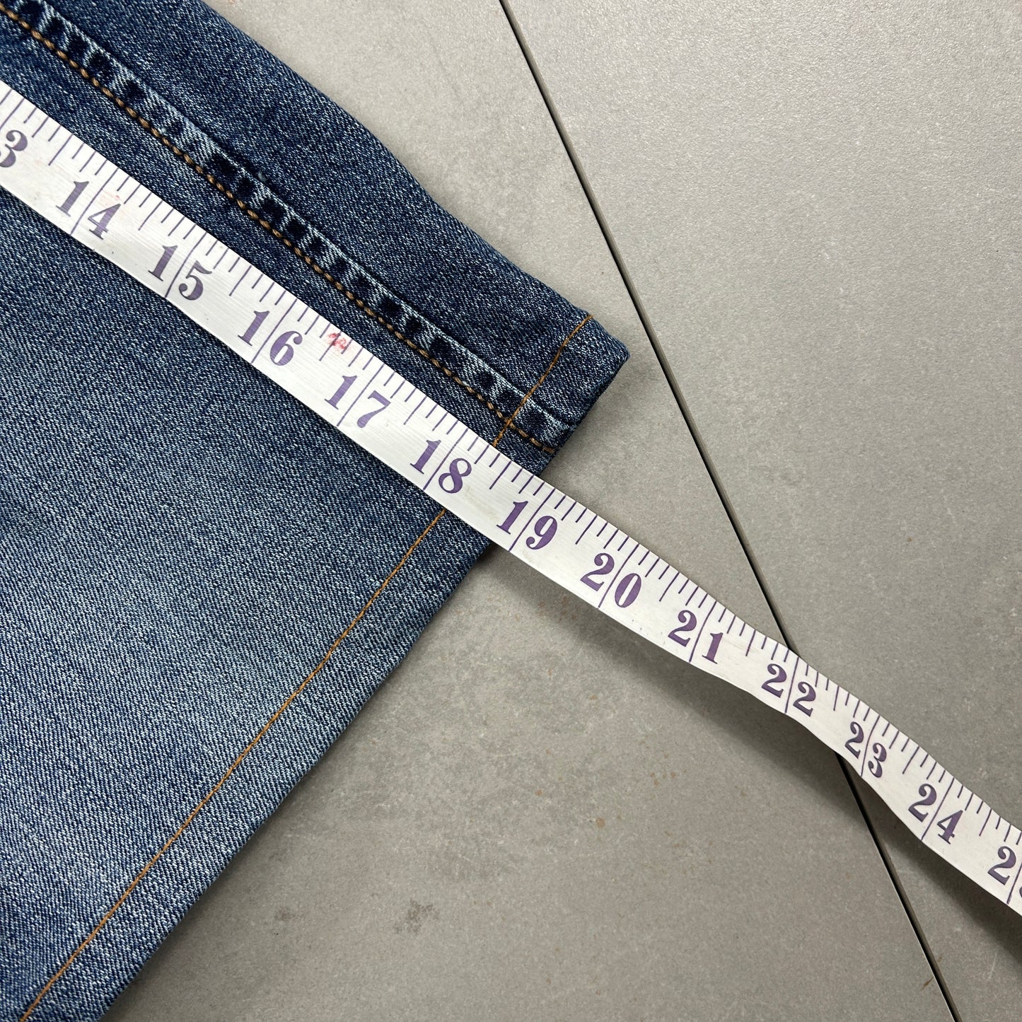 Vintage Wrangler Blue Denim Carpenter Shorts - 31