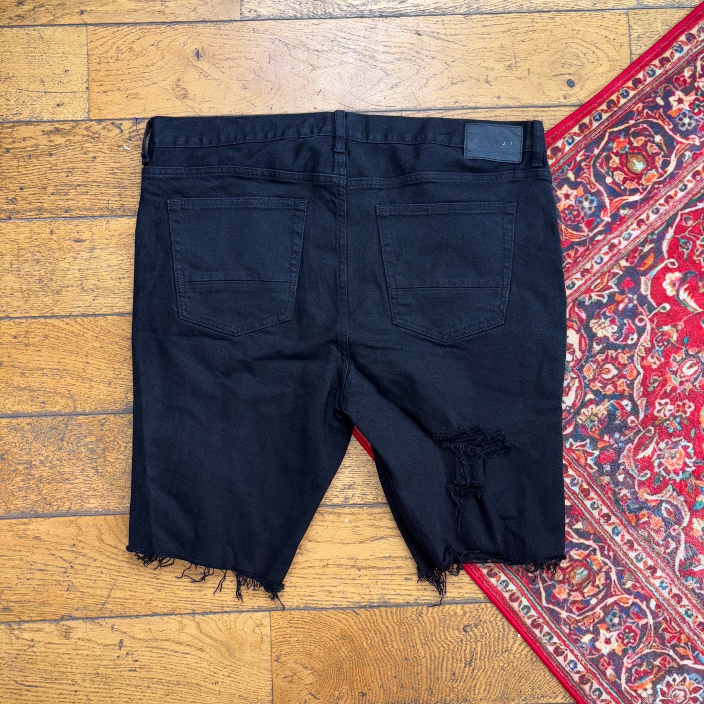 Vintage Black Distressed Skinny Shorts Jorts - 36