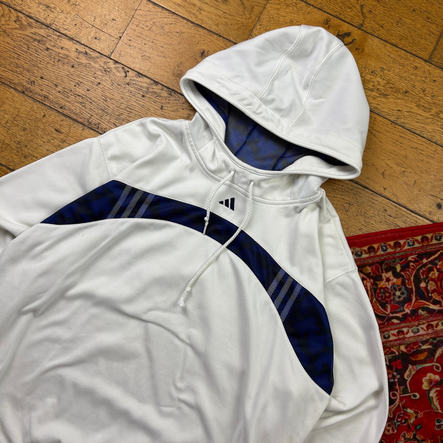 Vintage Adidas White Hoodie Embroidered Sweatshirt - L