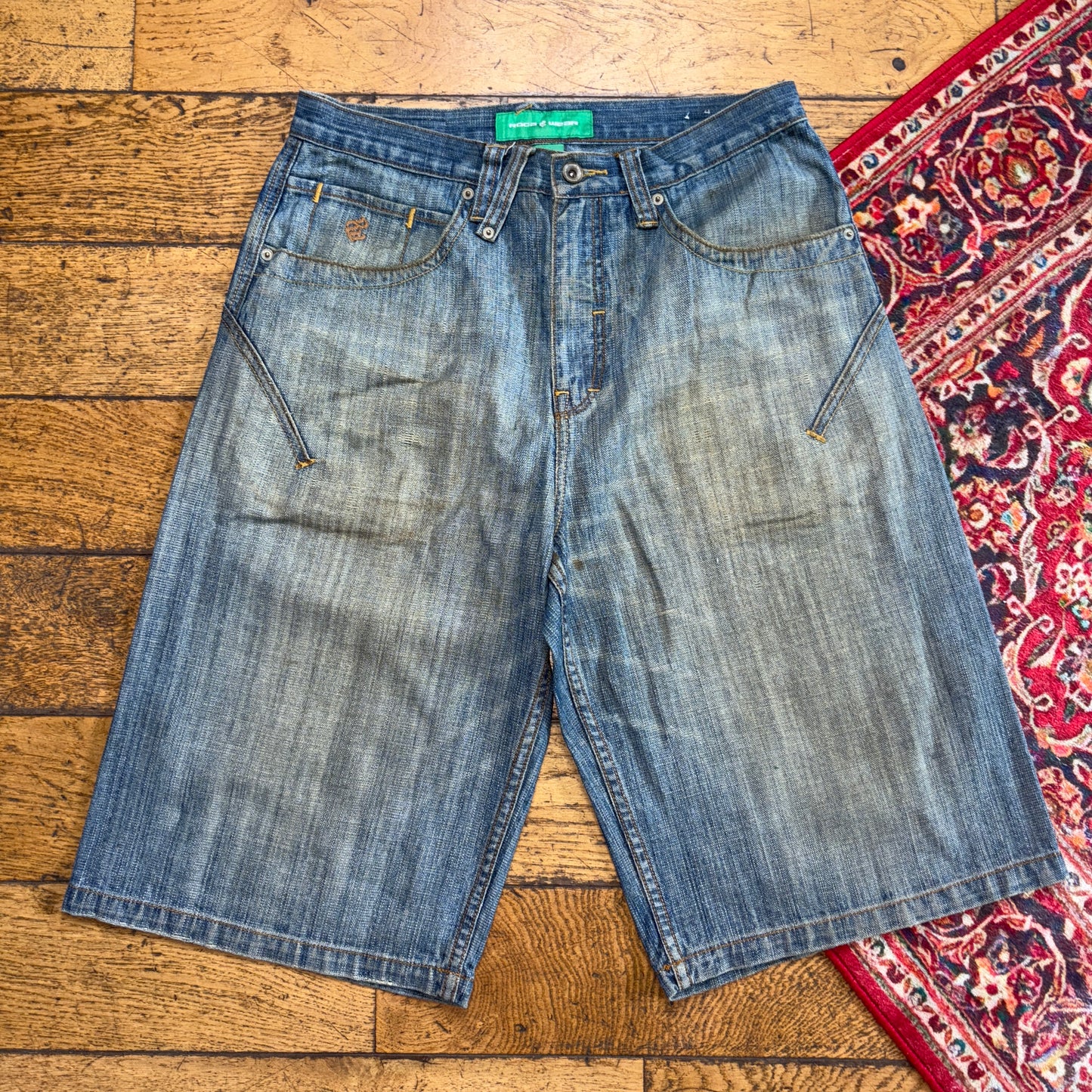 Vintage Rocawear Blue Embroidered Y2K Hip Hop Baggy Jeans Shorts Jorts - 32