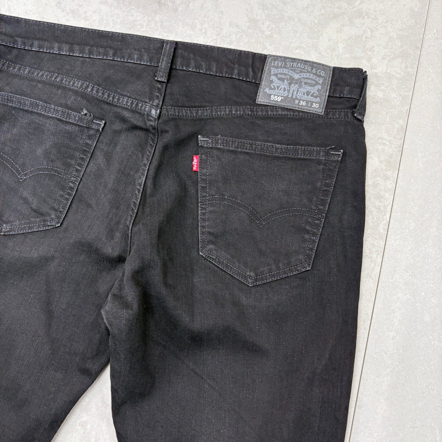 Vintage Levis 559 Baggy Black Denim Jeans - 36