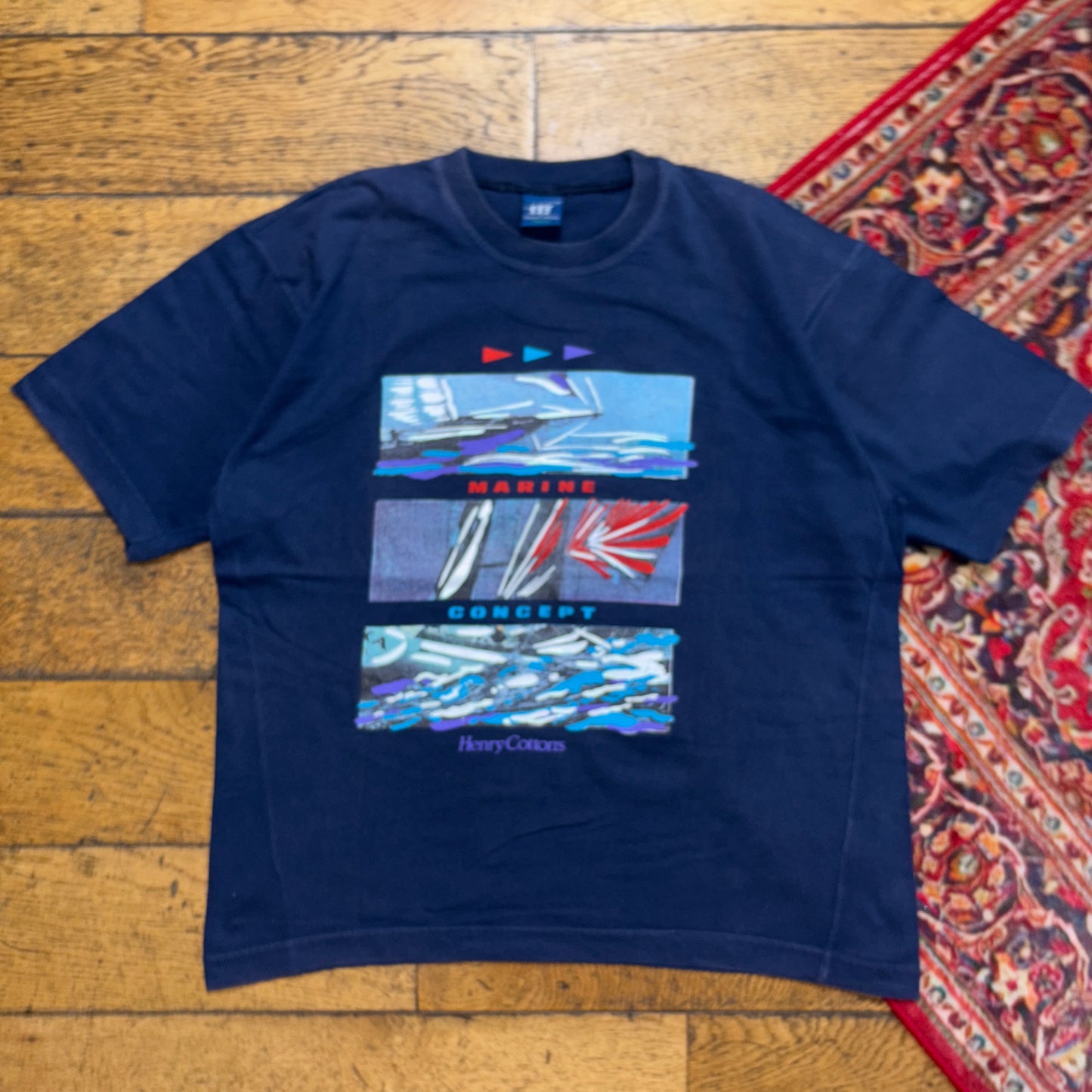 Vintage Navy Sailing Yacht Boat Boxy Marine Graphic T-Shirt - S