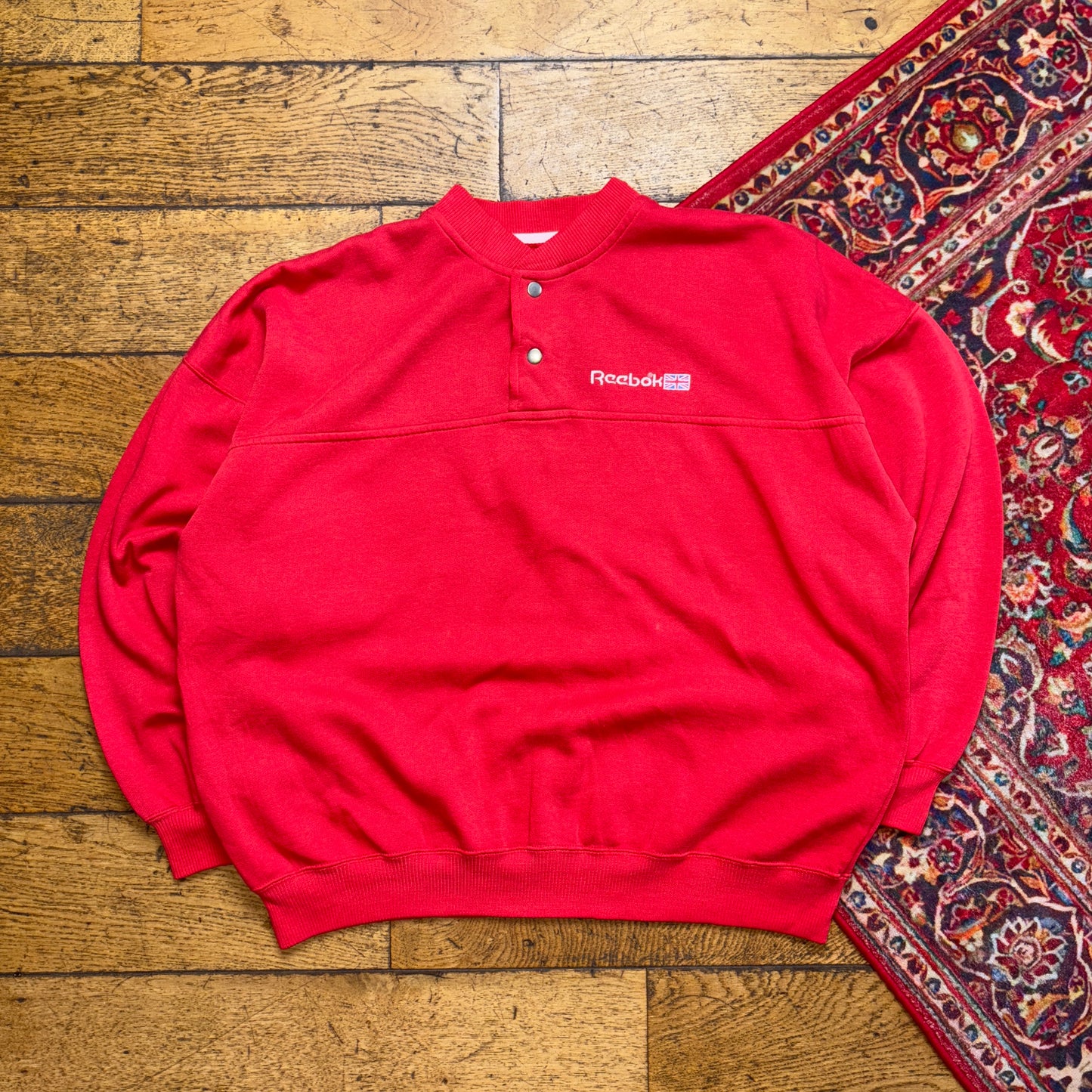 Vintage 90s Reebok Red Boxy Embroidered Sweatshirt - M