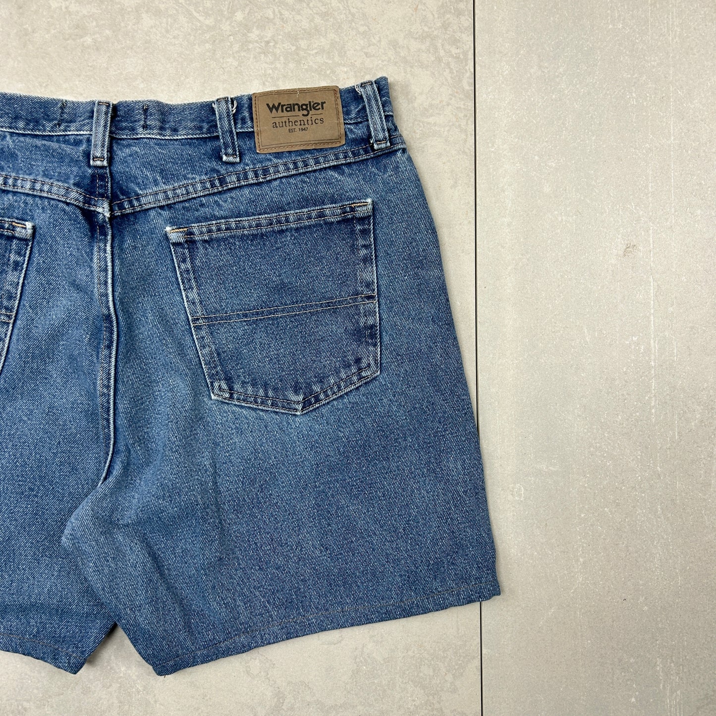 Vintage Wrangler Blue Denim Carpenter Baggy Shorts - 38