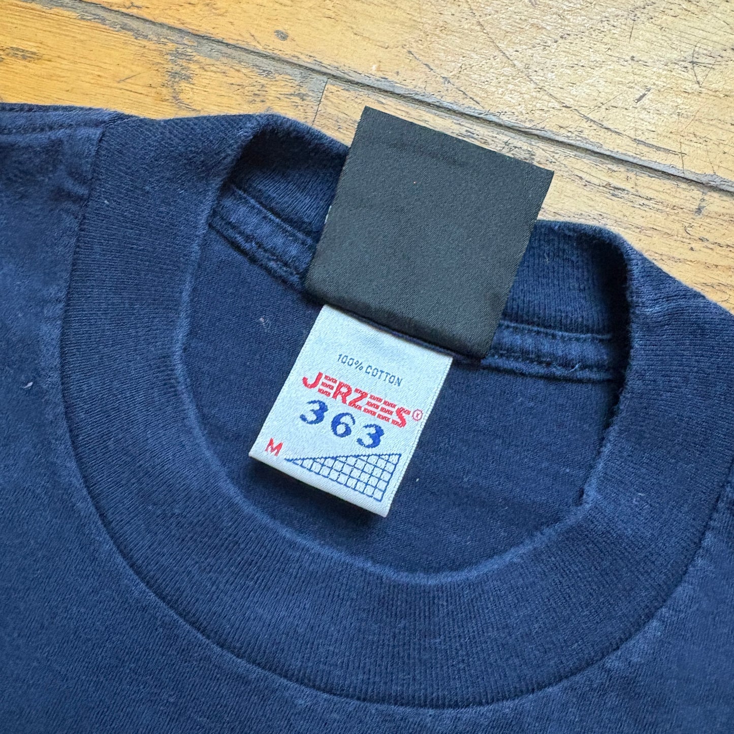Vintage 90s Fishing Navy Single Stitch Graphic T-Shirt - S