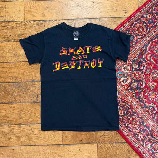 Vintage Thrasher Black Skate Graphic T-Shirt - XS
