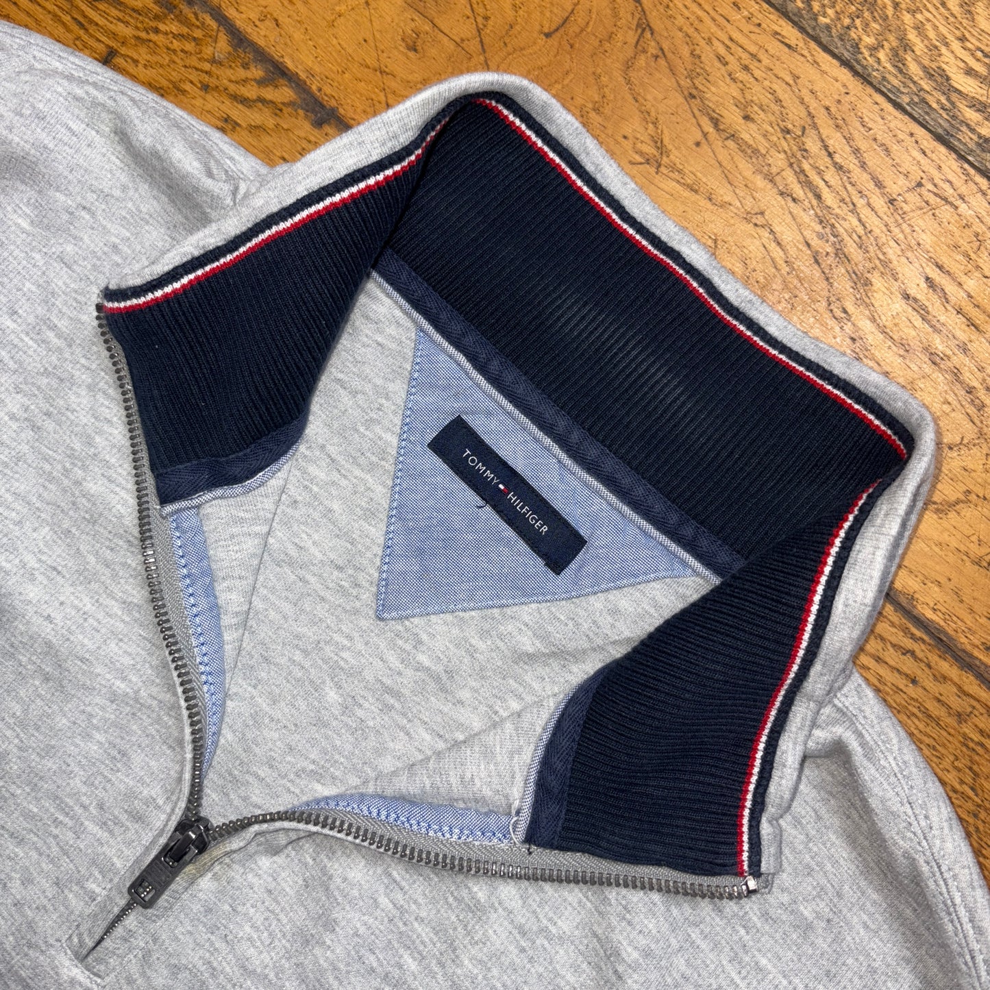 Vintage Tommy Hilfiger Grey Quarter Zip Embroidered Sweatshirt - XL